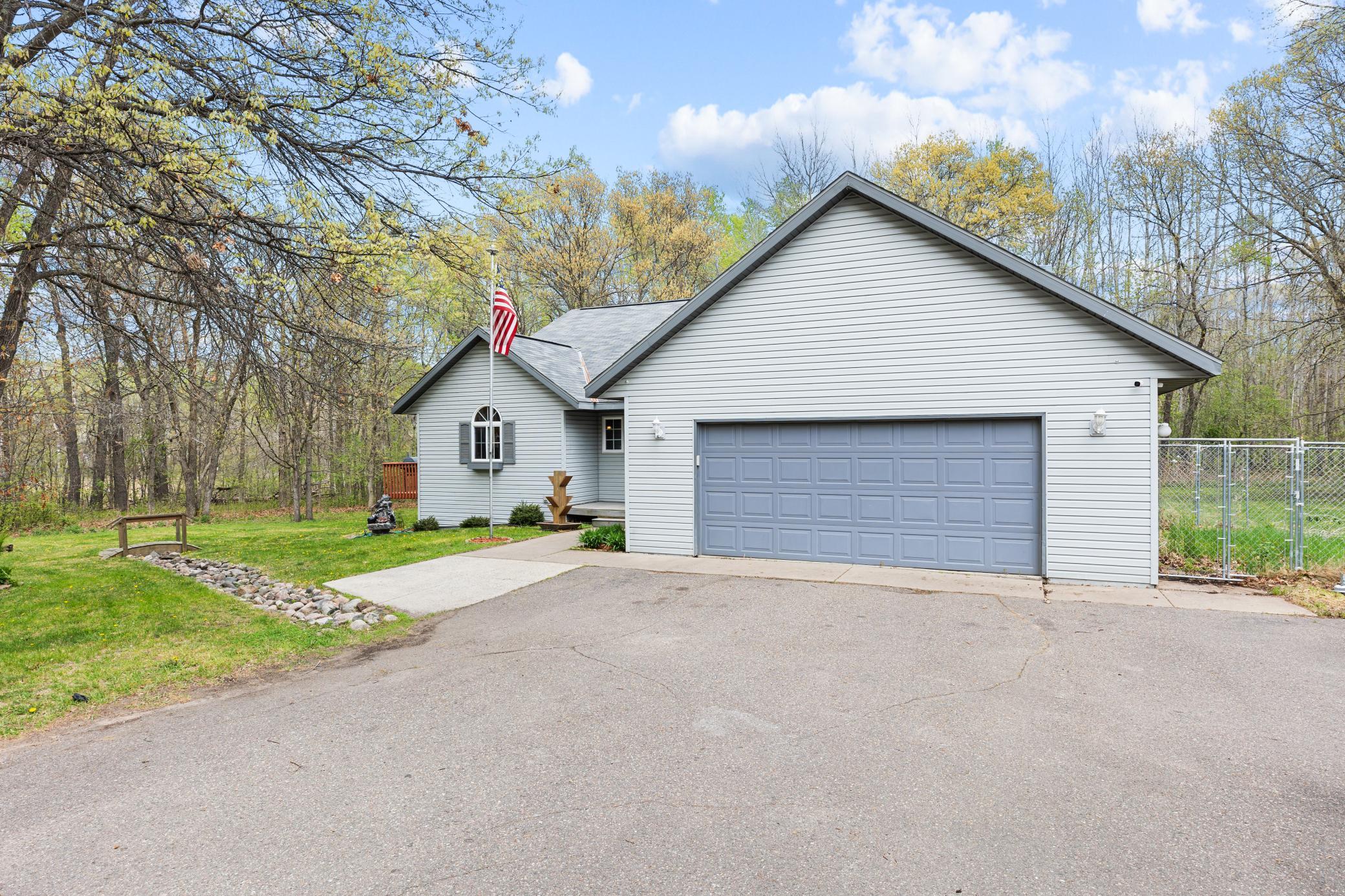 2001 single family home for sale at 10308 S Oaks Road in Brainerd, MN — 4 bed, 2 bath (photo 30 of 44)
