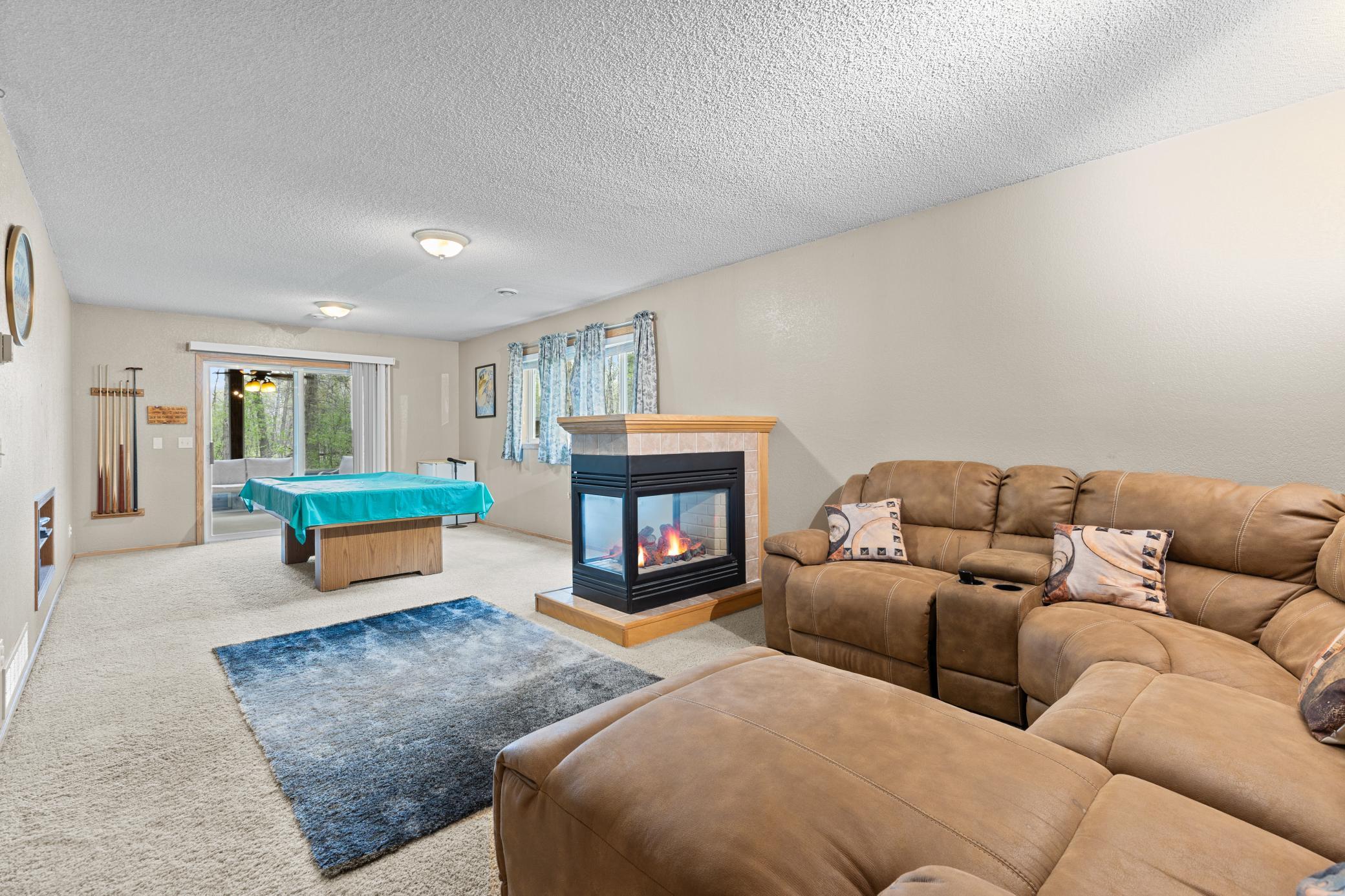 2001 single family home for sale at 10308 S Oaks Road in Brainerd, MN — 4 bed, 2 bath (photo 4 of 44)