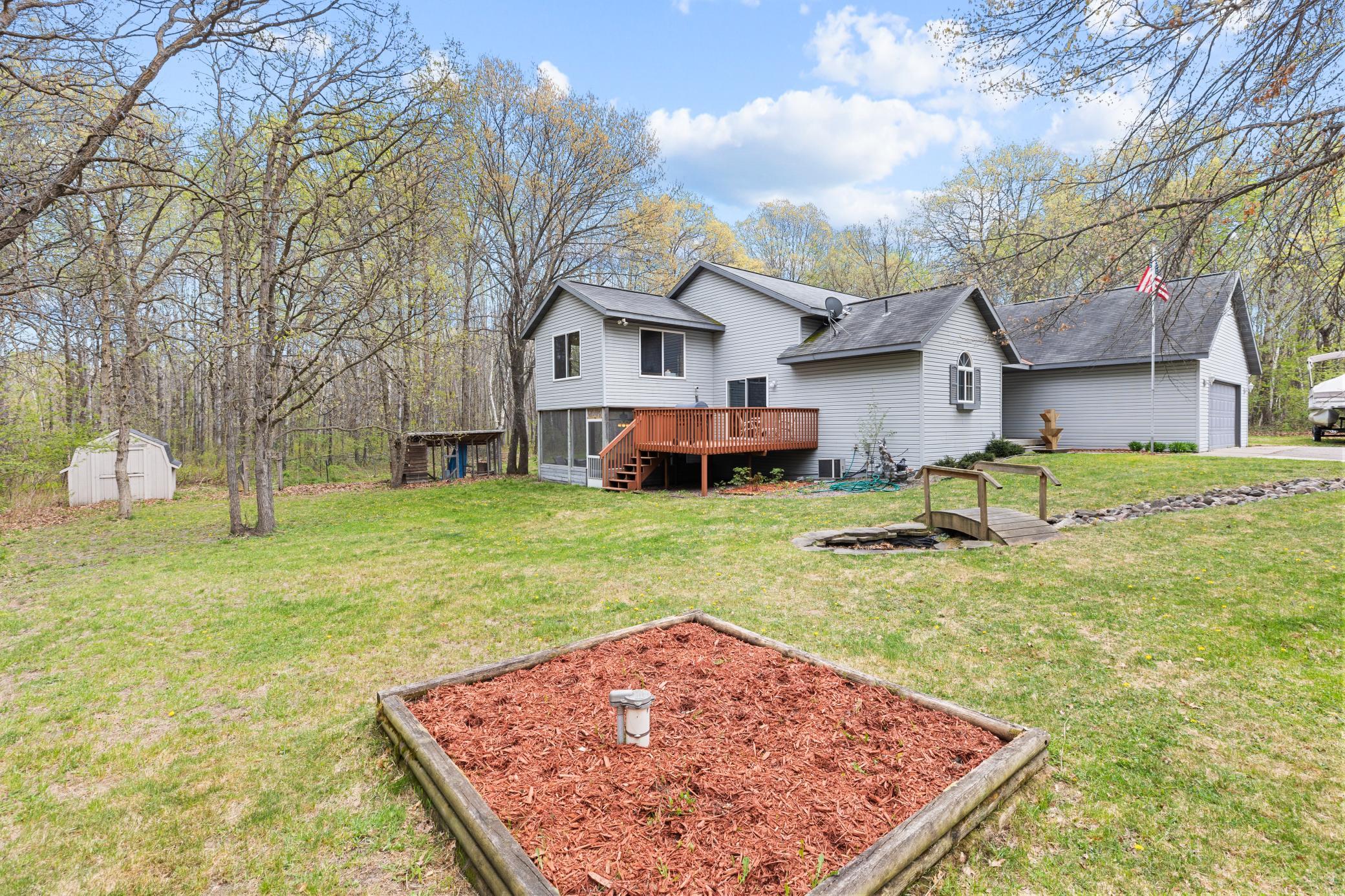 2001 single family home for sale at 10308 S Oaks Road in Brainerd, MN — 4 bed, 2 bath (photo 31 of 44)