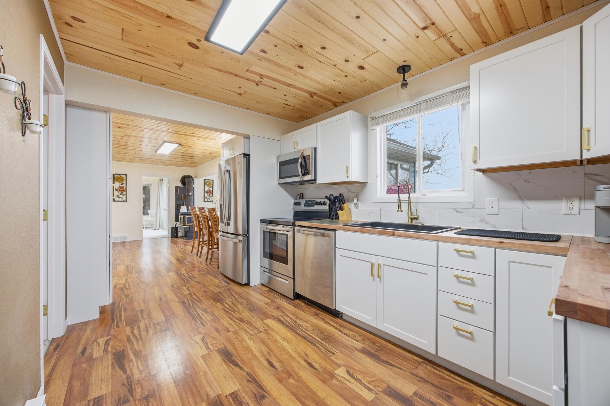 1975 single family home for sale at 15849 Maple Ridge Road in Audubon, MN — 3 bed, 2 bath (photo 12 of 53)