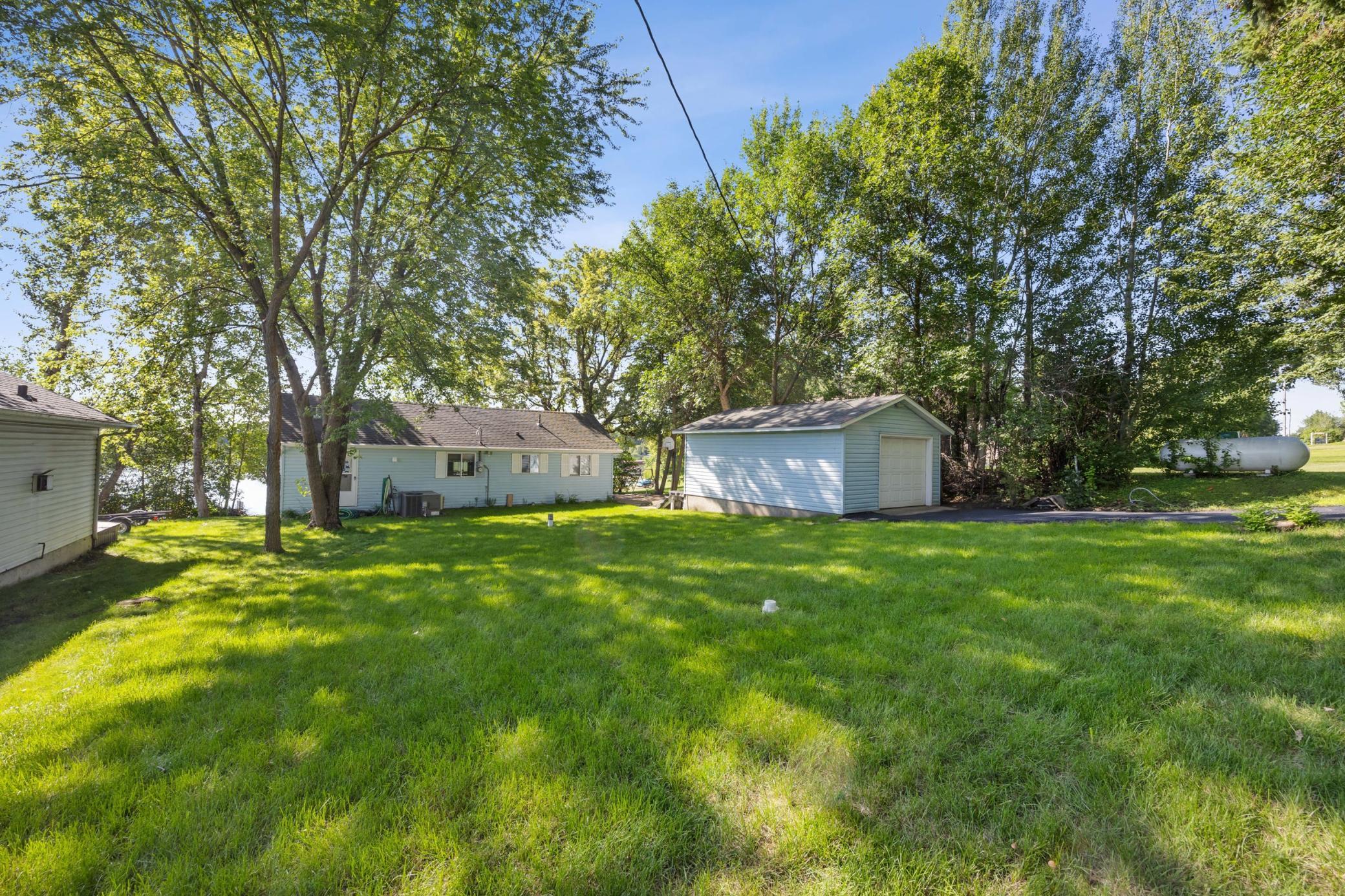 1975 single family home for sale at 15849 Maple Ridge Road in Audubon, MN — 3 bed, 2 bath (photo 4 of 53)