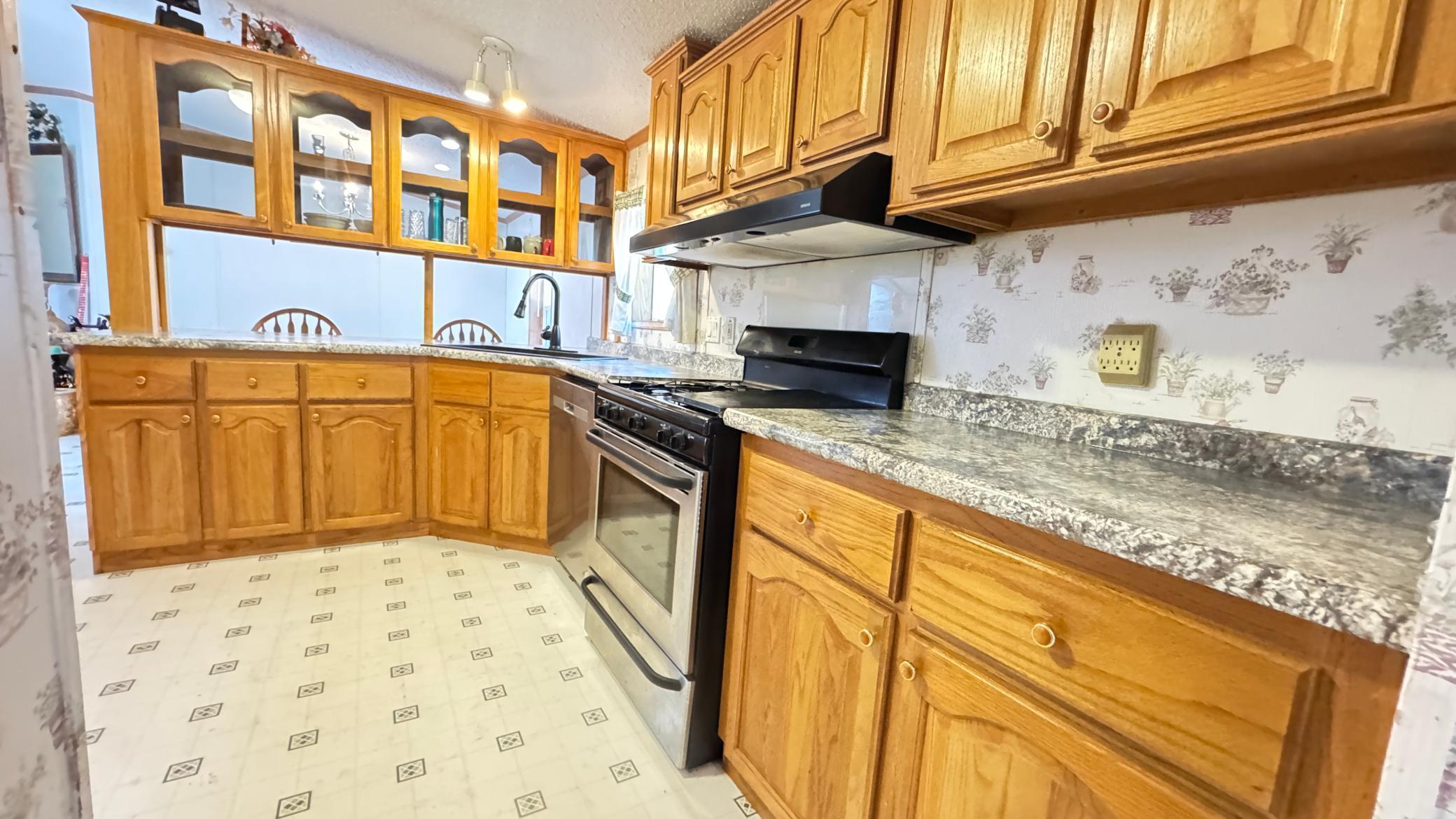 29284 Mchugh Road, Detroit Lakes MN 56501 - Photo 6 of 23