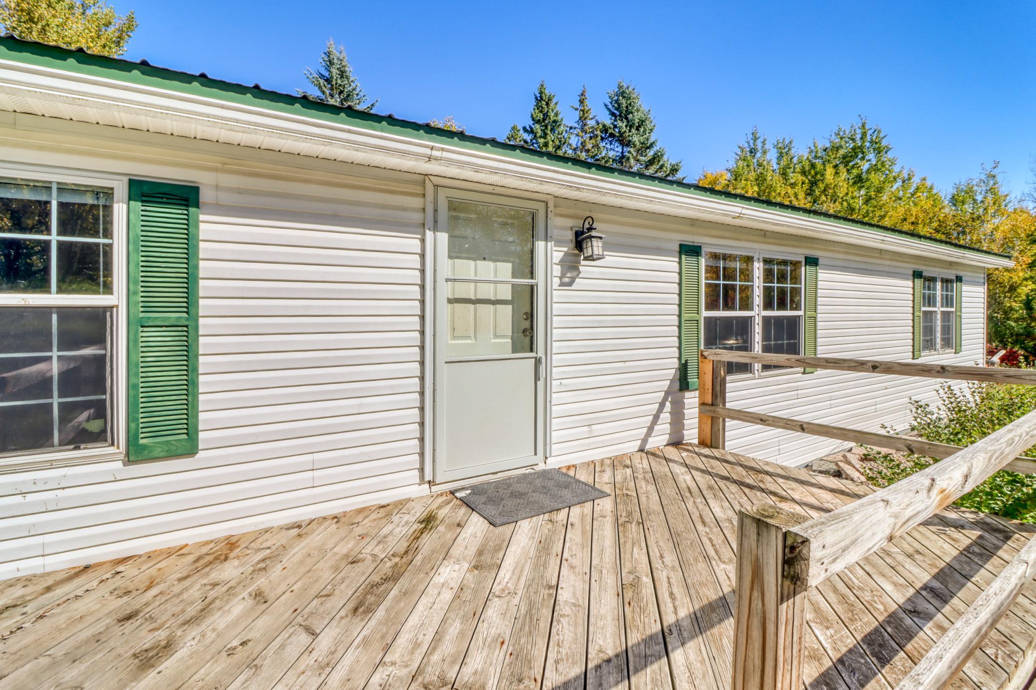 2000 single family home for sale at 29284 Mchugh Road in Detroit Lakes, MN — 5 bed, 2 bath
