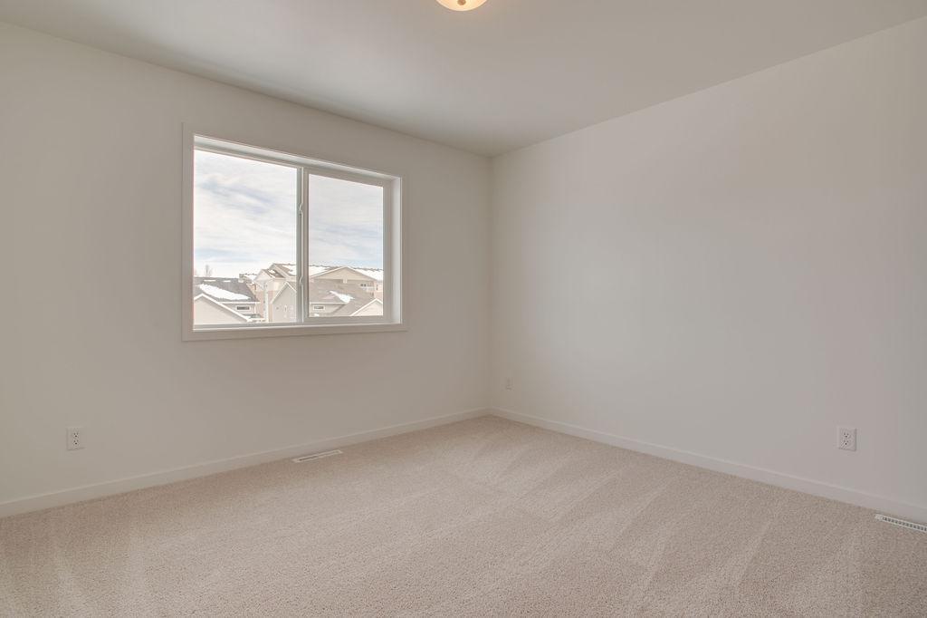 2517 36th Avenue S, Moorhead MN 56560 - Photo 13 of 20