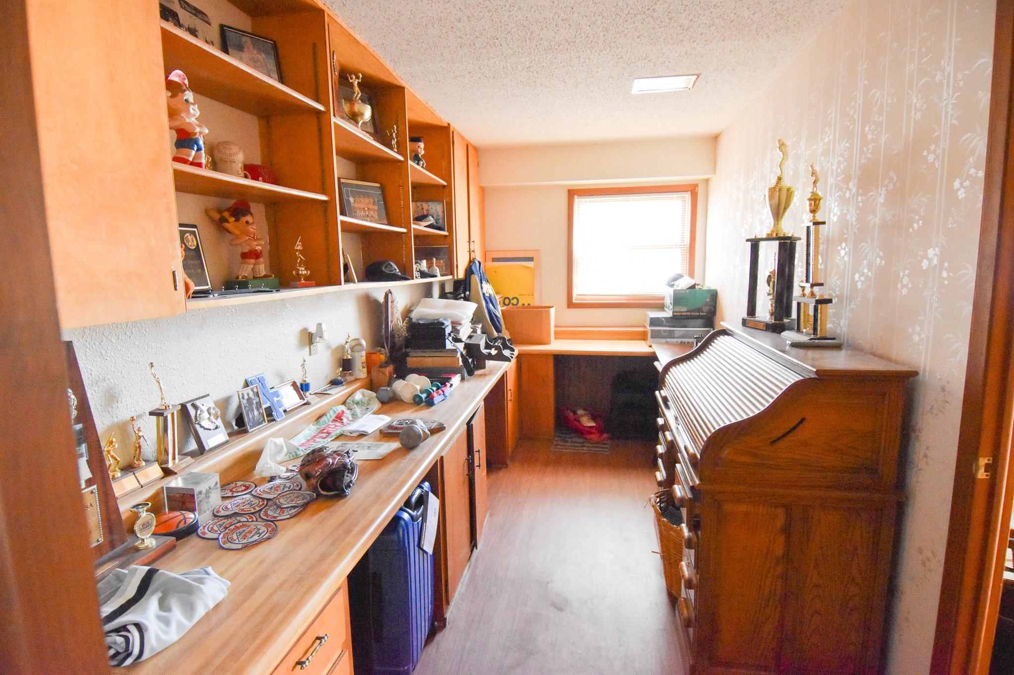 1977 single family home for sale at 105 Valley View Road in Karlstad, MN — 3 bed, 2 bath (photo 14 of 18)