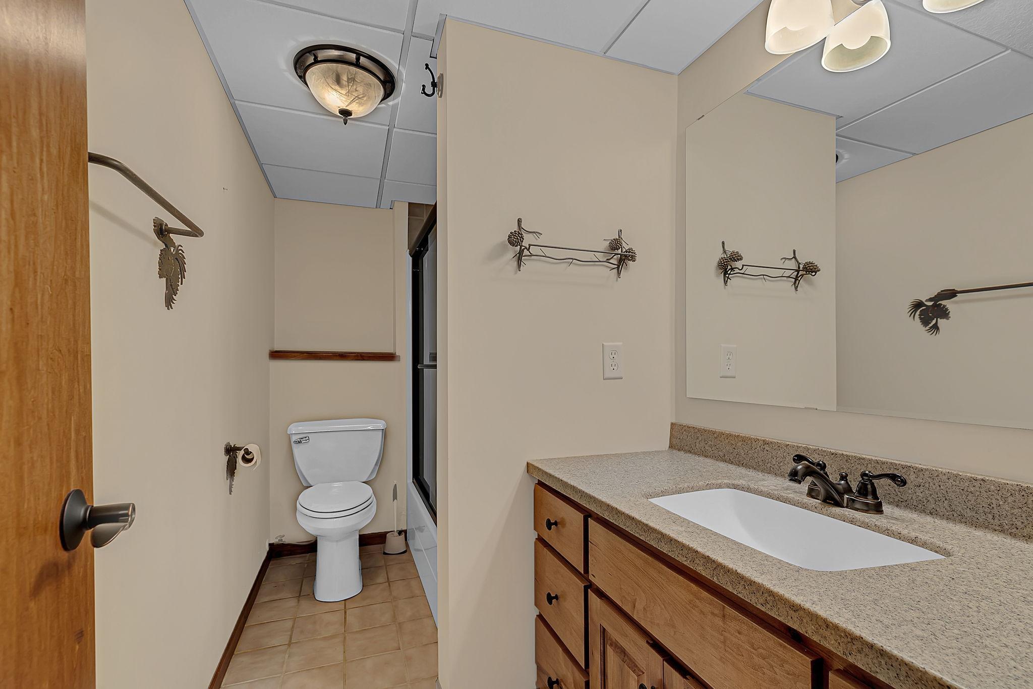 1994 single family home for sale at 7101 Browns Lane in Brainerd, MN — 3 bed, 2 bath (photo 14 of 20)
