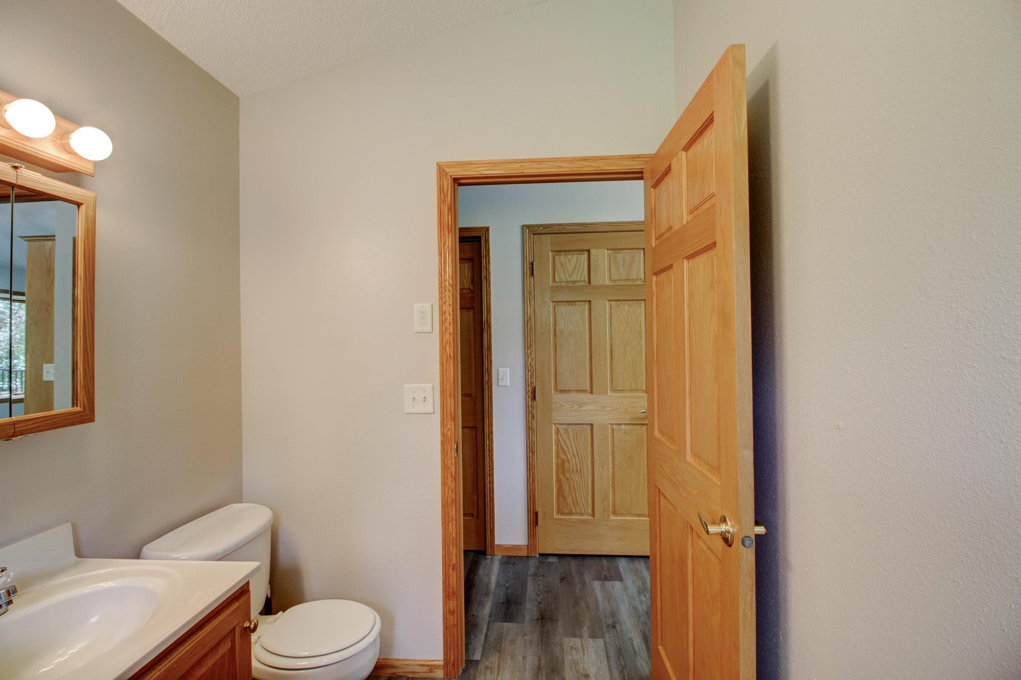 2000 single family home for sale at 15727 Ester Drive in Park Rapids, MN — 3 bed, 4 bath (photo 18 of 38)