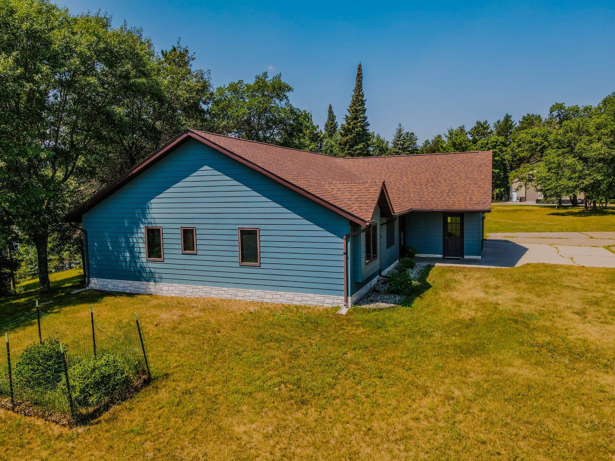 2000 single family home for sale at 15727 Ester Drive in Park Rapids, MN — 3 bed, 4 bath (photo 30 of 38)