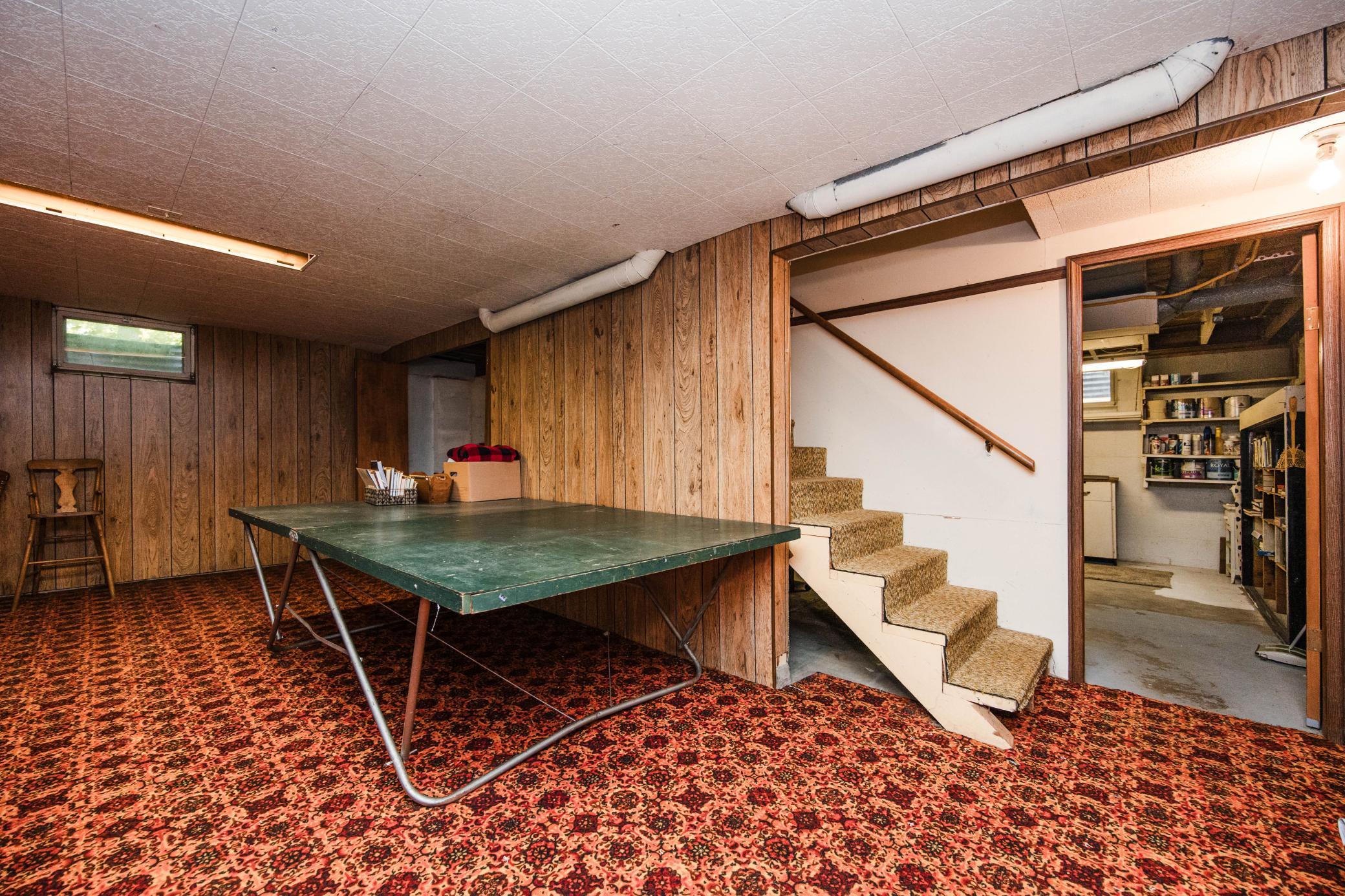 1960 single family home for sale at 1583 E Shore Drive in Detroit Lakes, MN — 4 bed, 2 bath (photo 44 of 75)