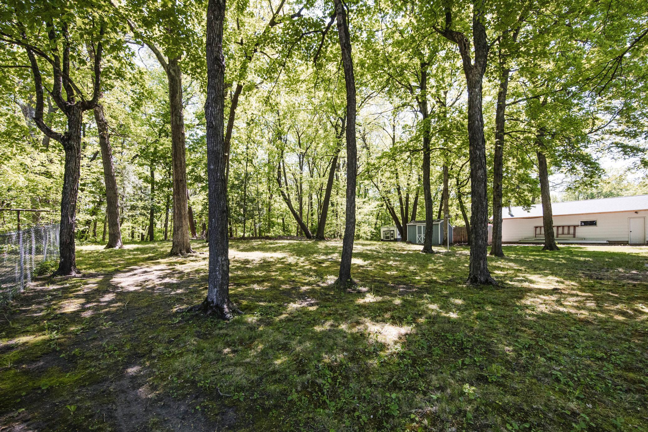 1960 single family home for sale at 1583 E Shore Drive in Detroit Lakes, MN — 4 bed, 2 bath (photo 68 of 75)