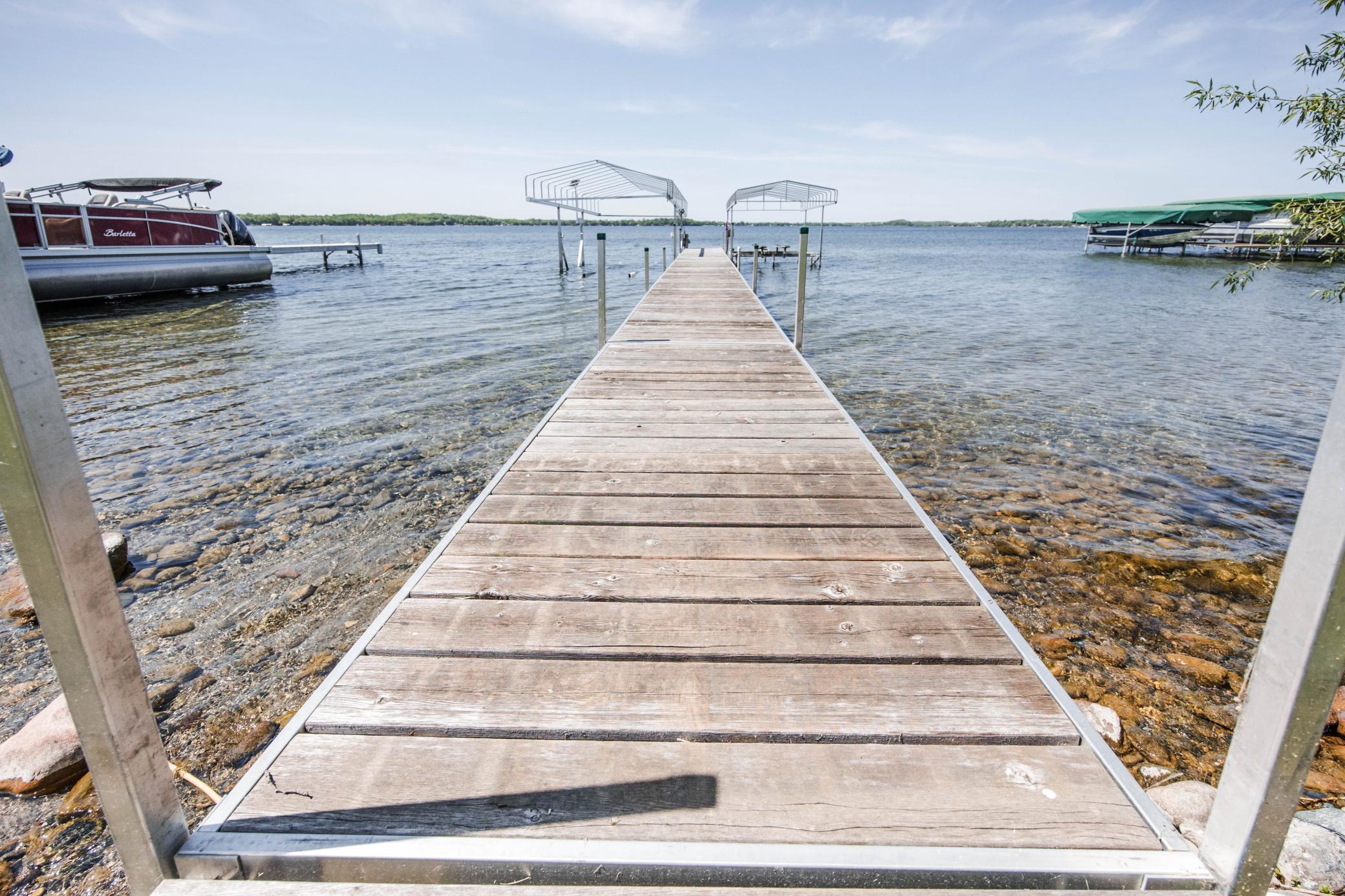 1960 single family home for sale at 1583 E Shore Drive in Detroit Lakes, MN — 4 bed, 2 bath (photo 72 of 75)
