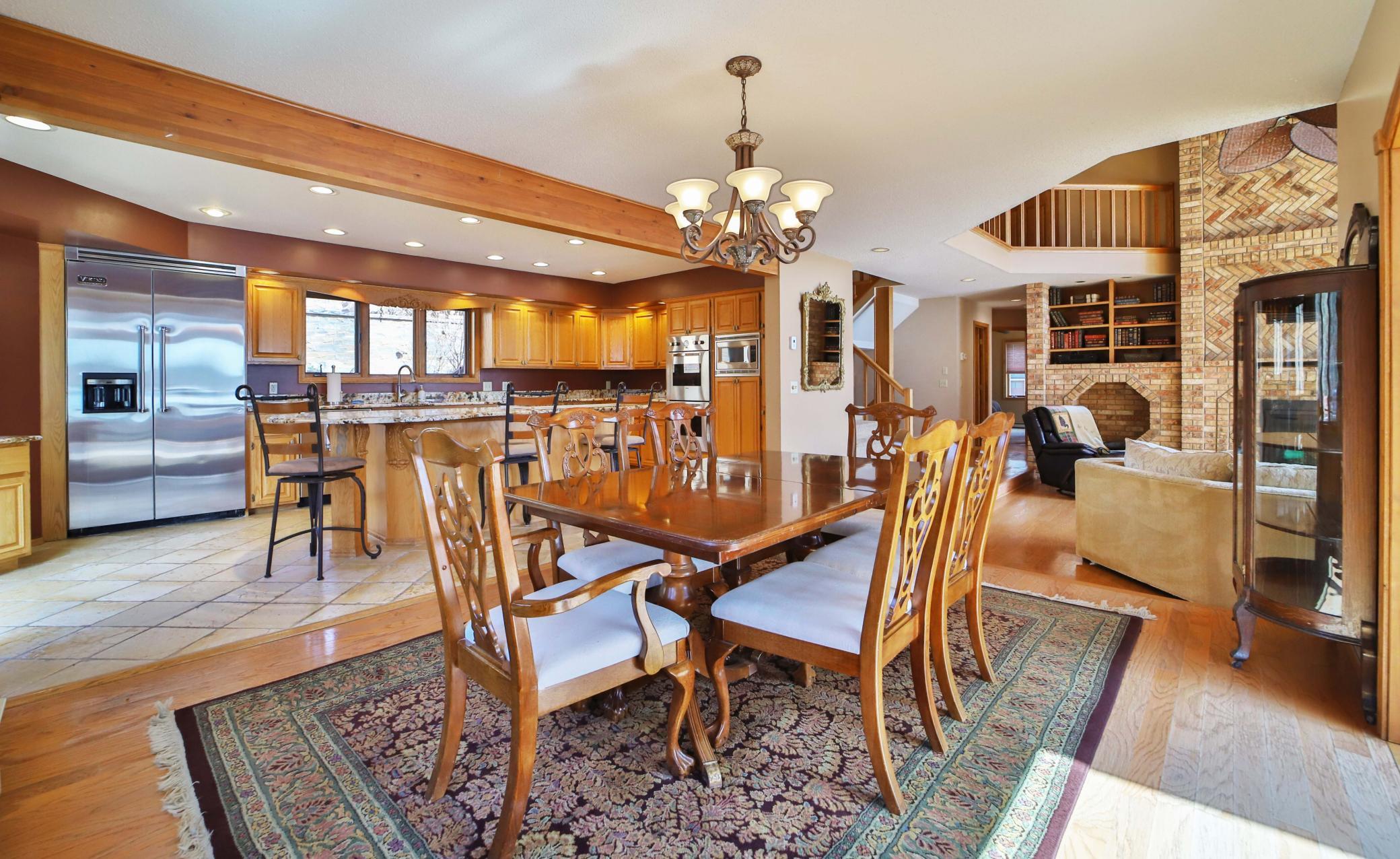 1990 single family home for sale at 1569 Floan Point Road in Brainerd, MN — 5 bed, 3 bath (photo 11 of 99)