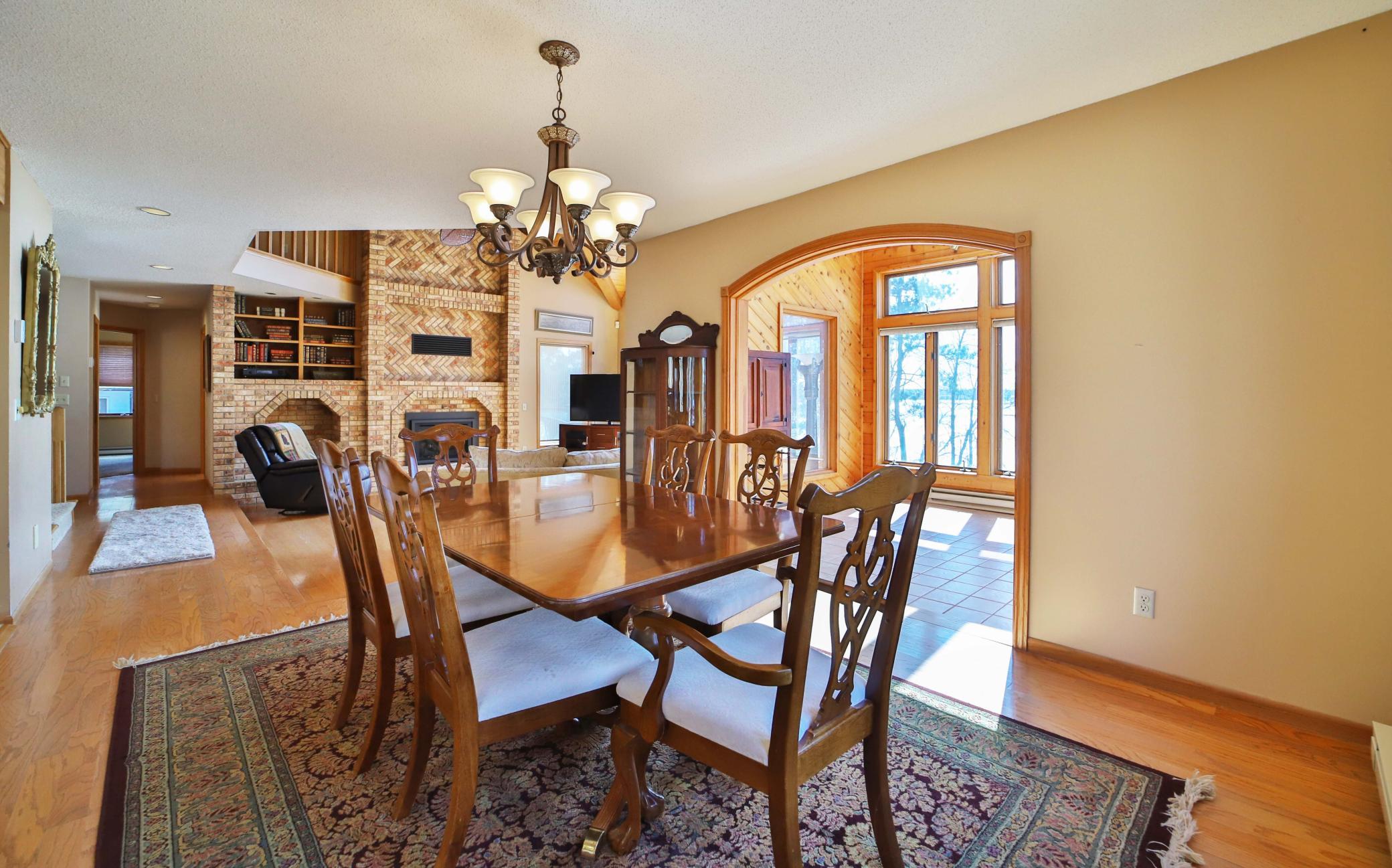 1990 single family home for sale at 1569 Floan Point Road in Brainerd, MN — 5 bed, 3 bath (photo 13 of 99)