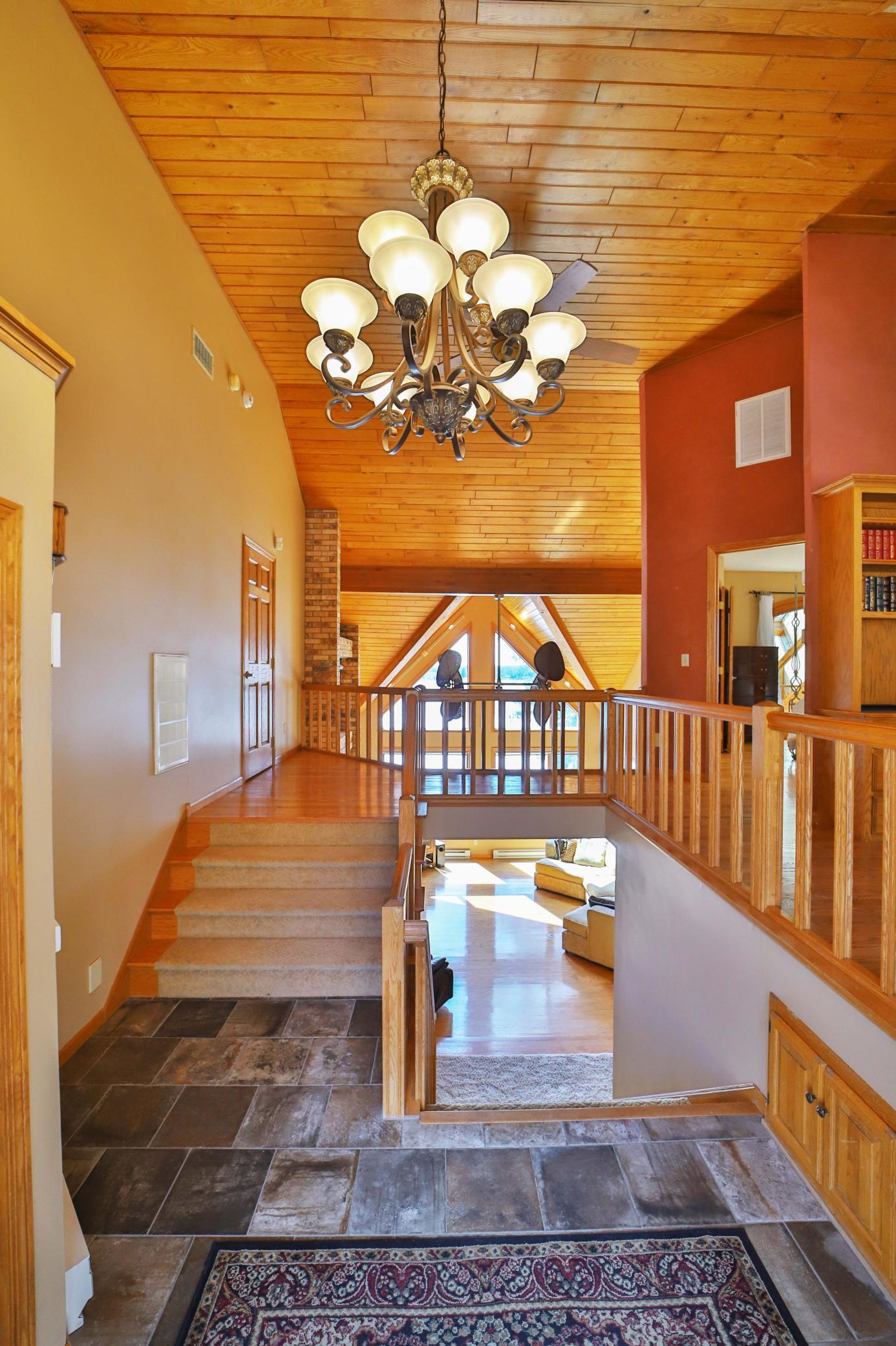 1990 single family home for sale at 1569 Floan Point Road in Brainerd, MN — 5 bed, 3 bath (photo 21 of 99)