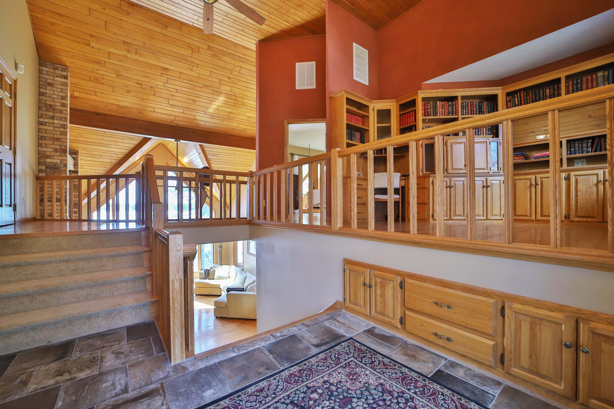 1990 single family home for sale at 1569 Floan Point Road in Brainerd, MN — 5 bed, 3 bath (photo 22 of 99)