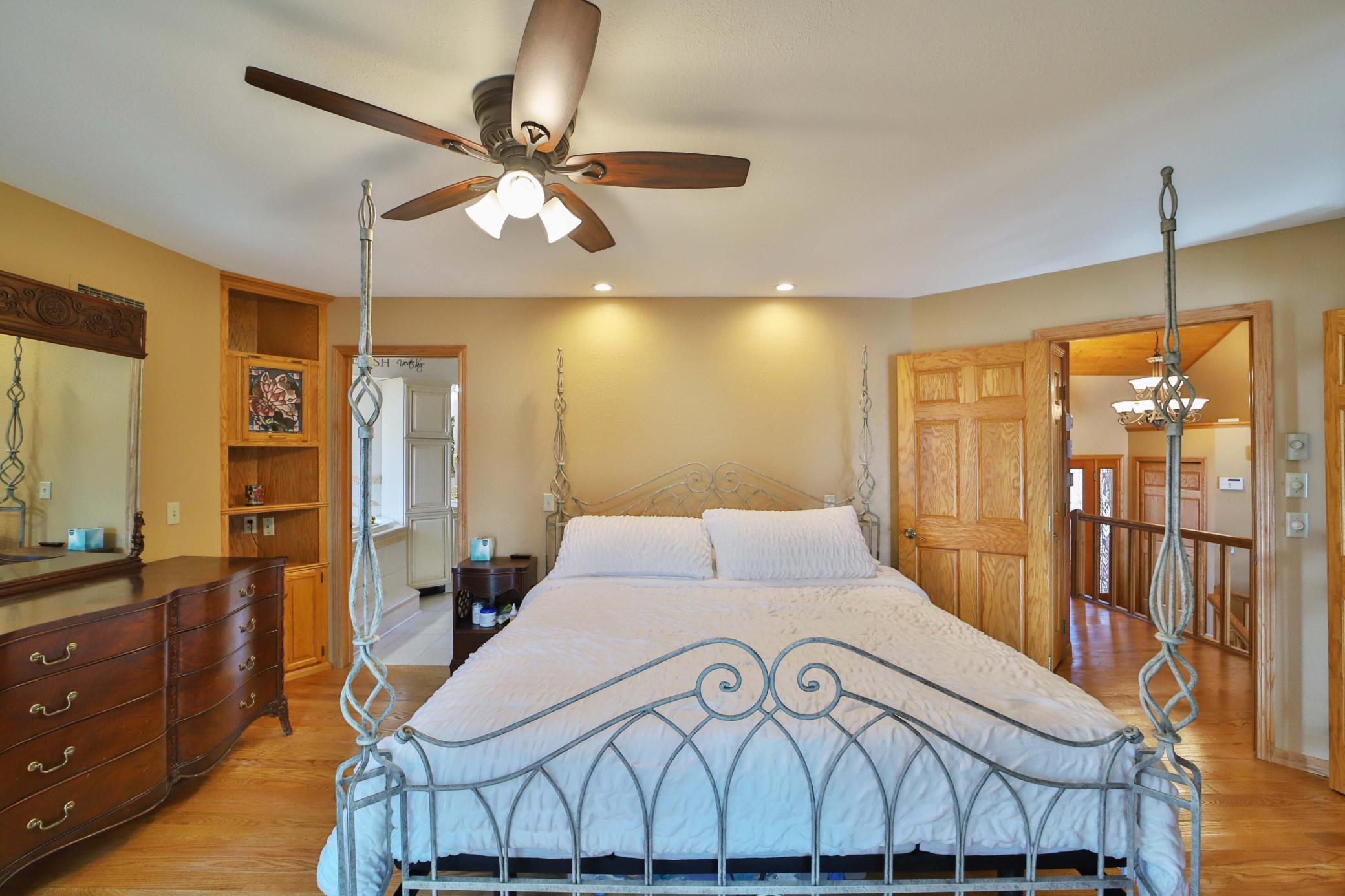 1990 single family home for sale at 1569 Floan Point Road in Brainerd, MN — 5 bed, 3 bath (photo 27 of 99)