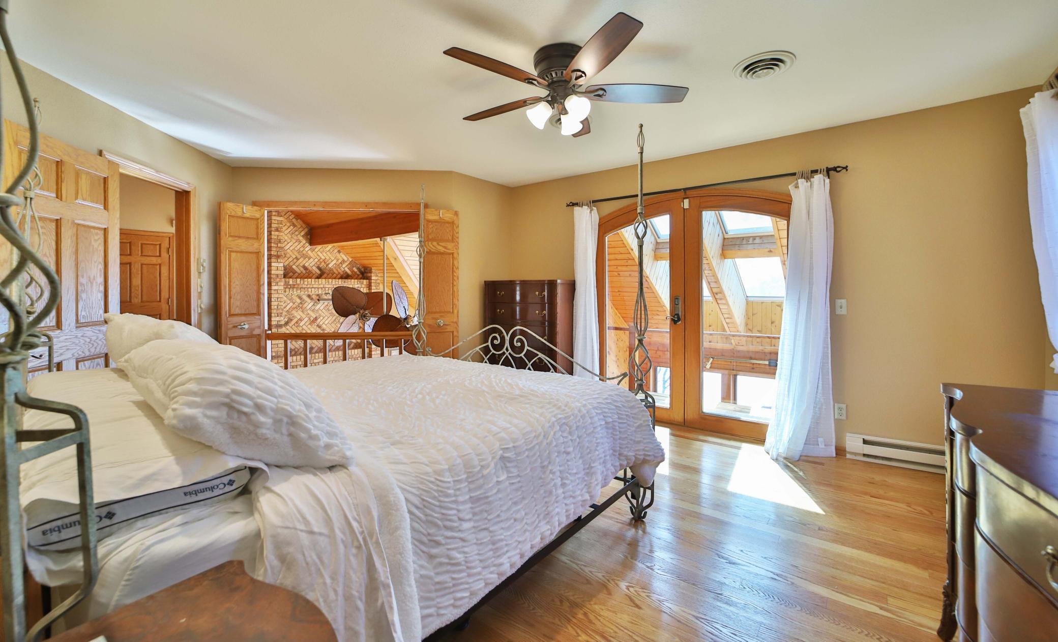 1990 single family home for sale at 1569 Floan Point Road in Brainerd, MN — 5 bed, 3 bath (photo 30 of 99)