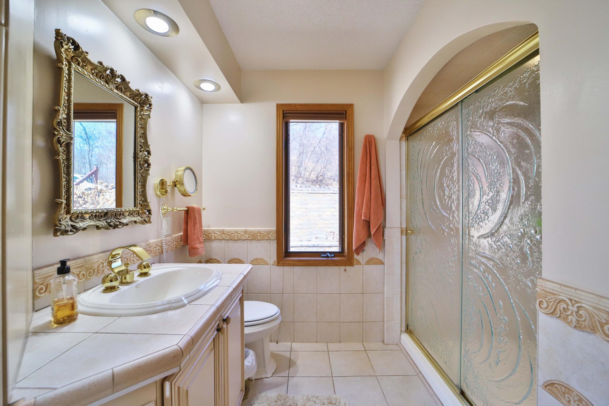 1990 single family home for sale at 1569 Floan Point Road in Brainerd, MN — 5 bed, 3 bath (photo 35 of 99)