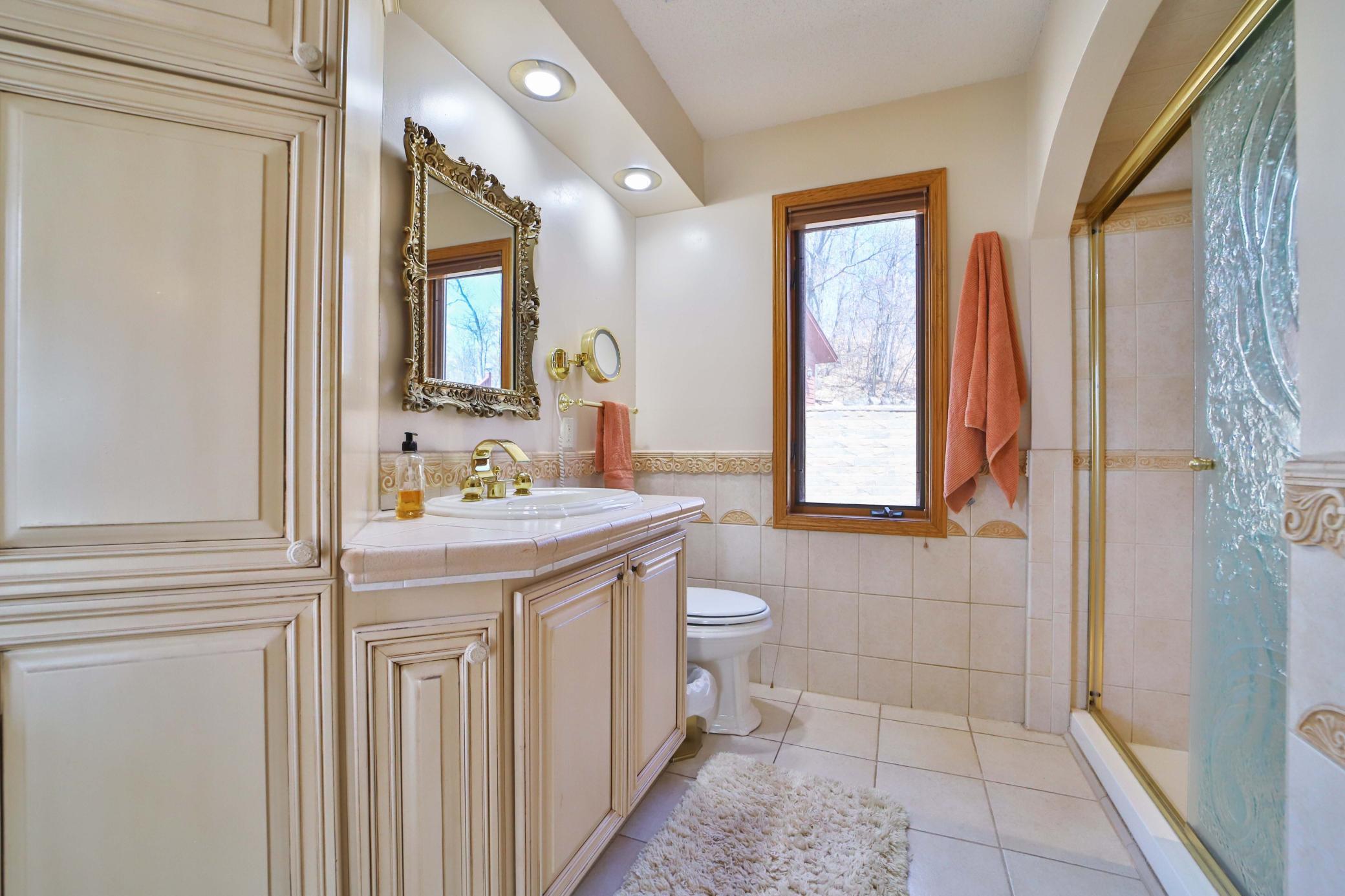 1990 single family home for sale at 1569 Floan Point Road in Brainerd, MN — 5 bed, 3 bath (photo 37 of 99)