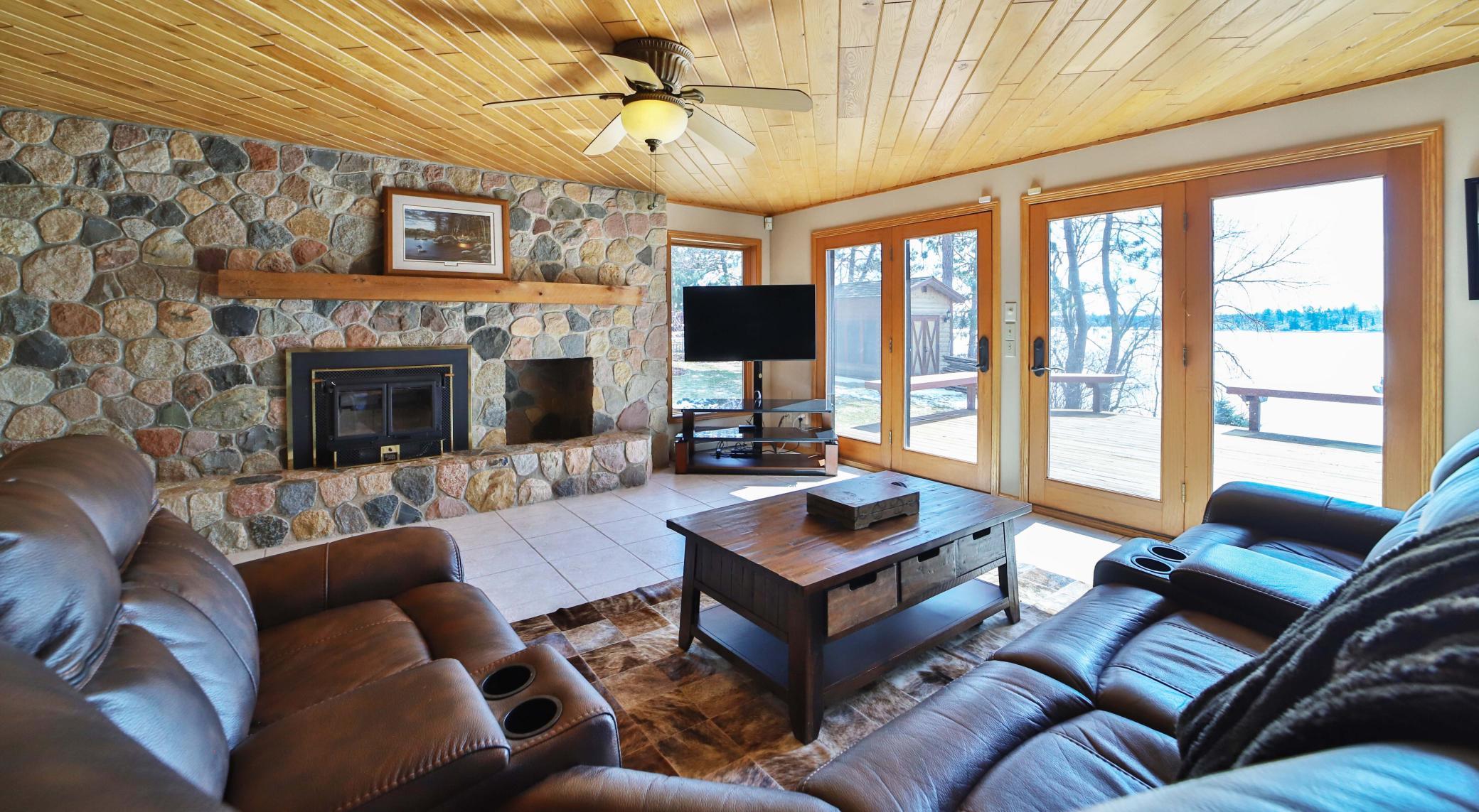 1990 single family home for sale at 1569 Floan Point Road in Brainerd, MN — 5 bed, 3 bath (photo 58 of 99)
