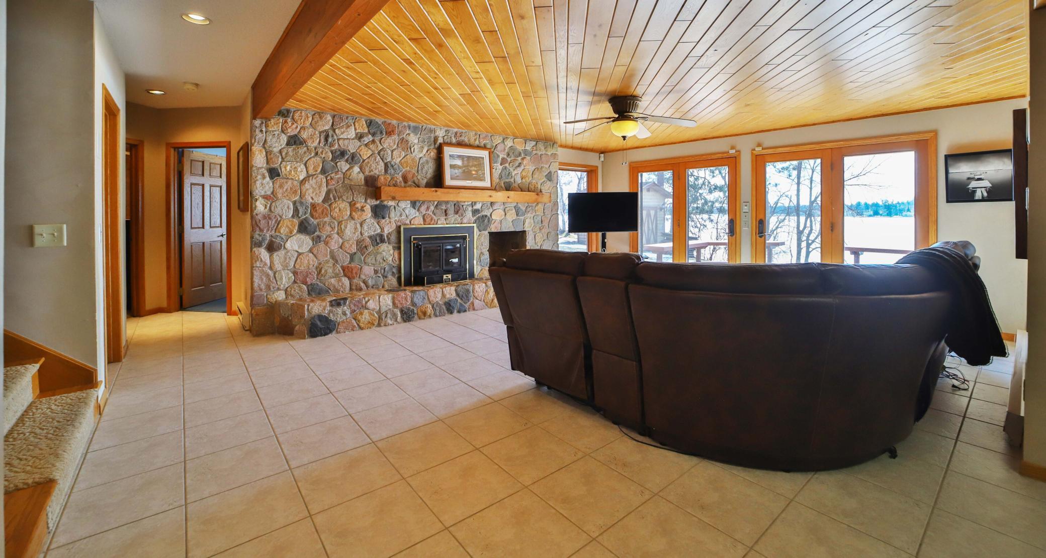 1990 single family home for sale at 1569 Floan Point Road in Brainerd, MN — 5 bed, 3 bath (photo 59 of 99)