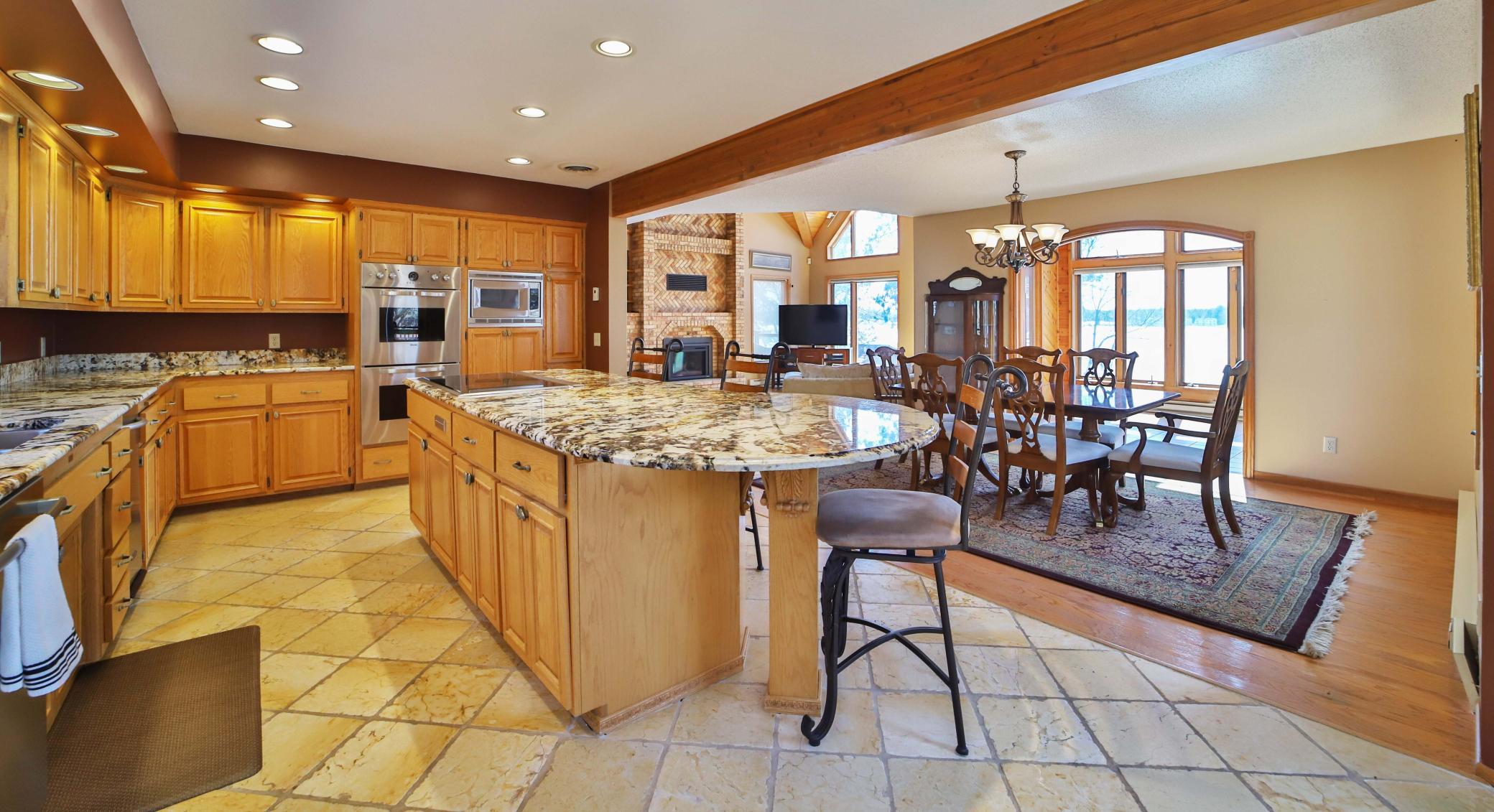 1990 single family home for sale at 1569 Floan Point Road in Brainerd, MN — 5 bed, 3 bath (photo 7 of 99)