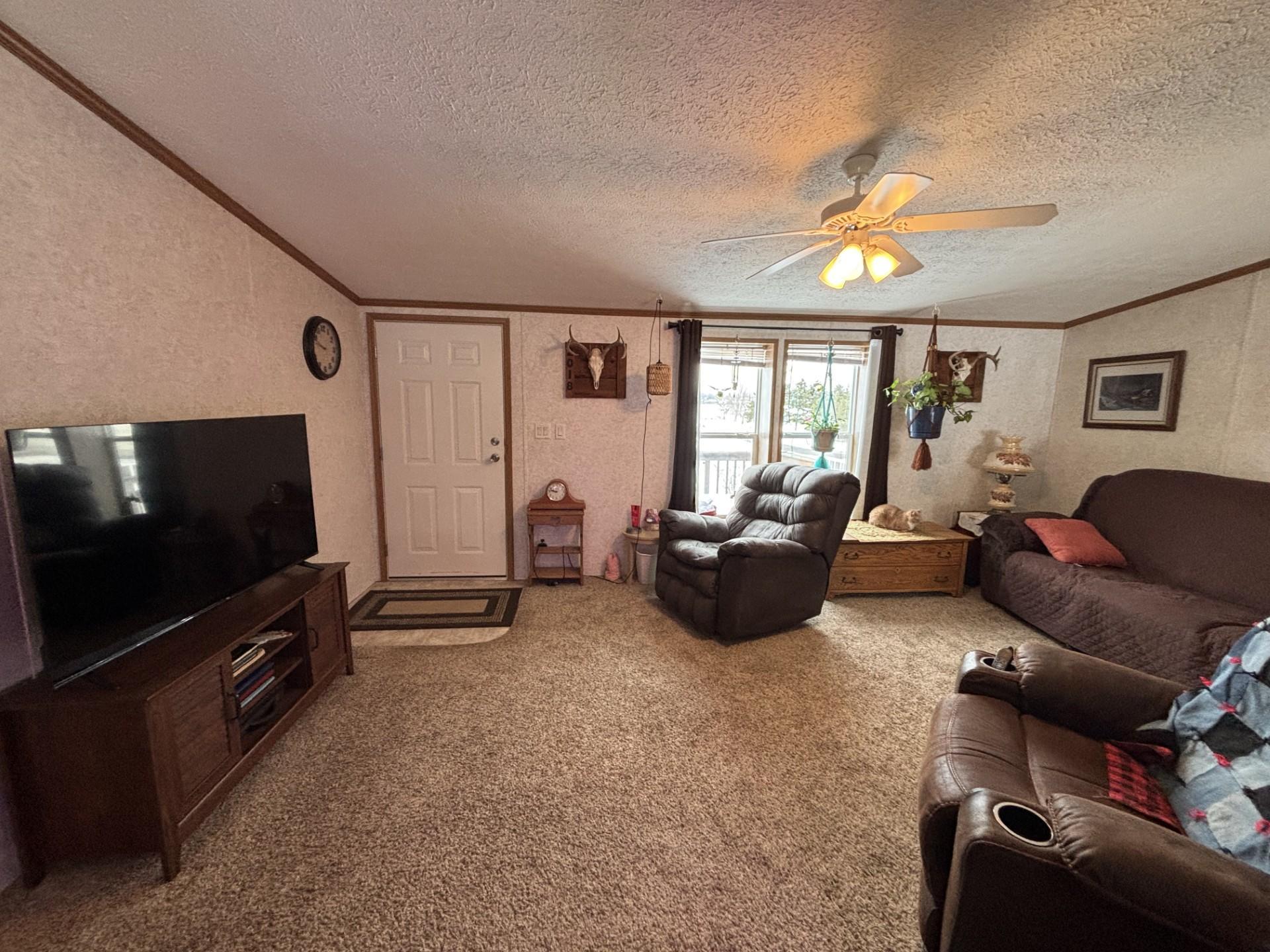 2004 single family home for sale at 128 Lynn Road in Ottertail, MN — 3 bed, 2 bath (photo 9 of 22)