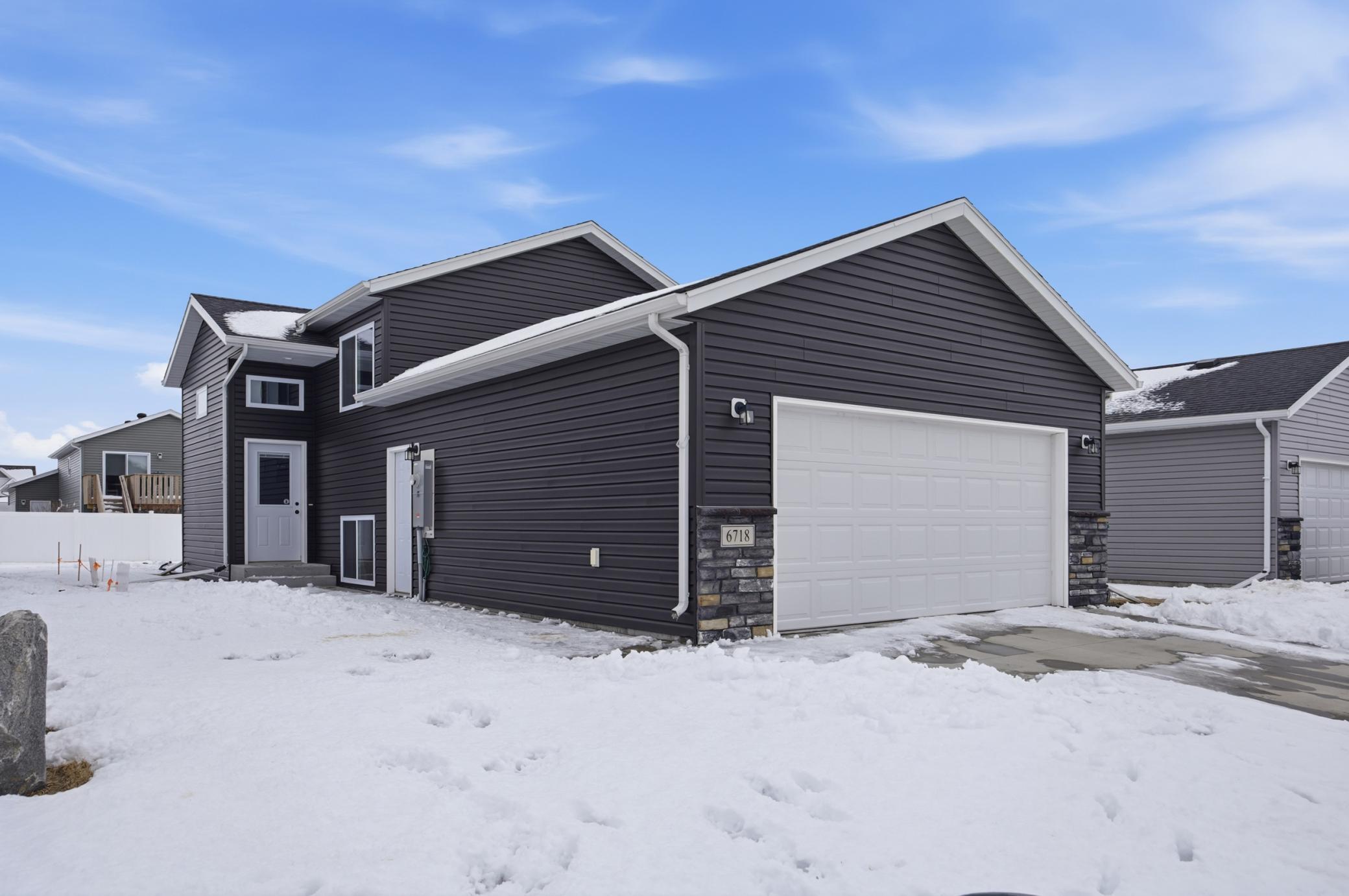 6718 69th Avenue S, Horace ND 58047 - Photo 2 of 36