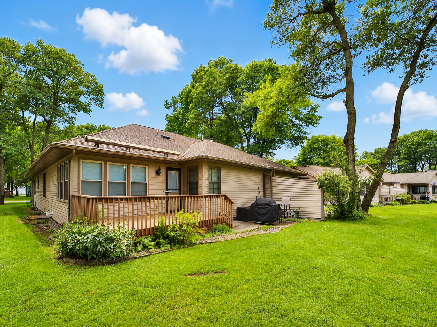 1997 townhouse for sale at 14330 Northwoods Drive in Baxter, MN — 3 bed, 3 bath (photo 49 of 55)