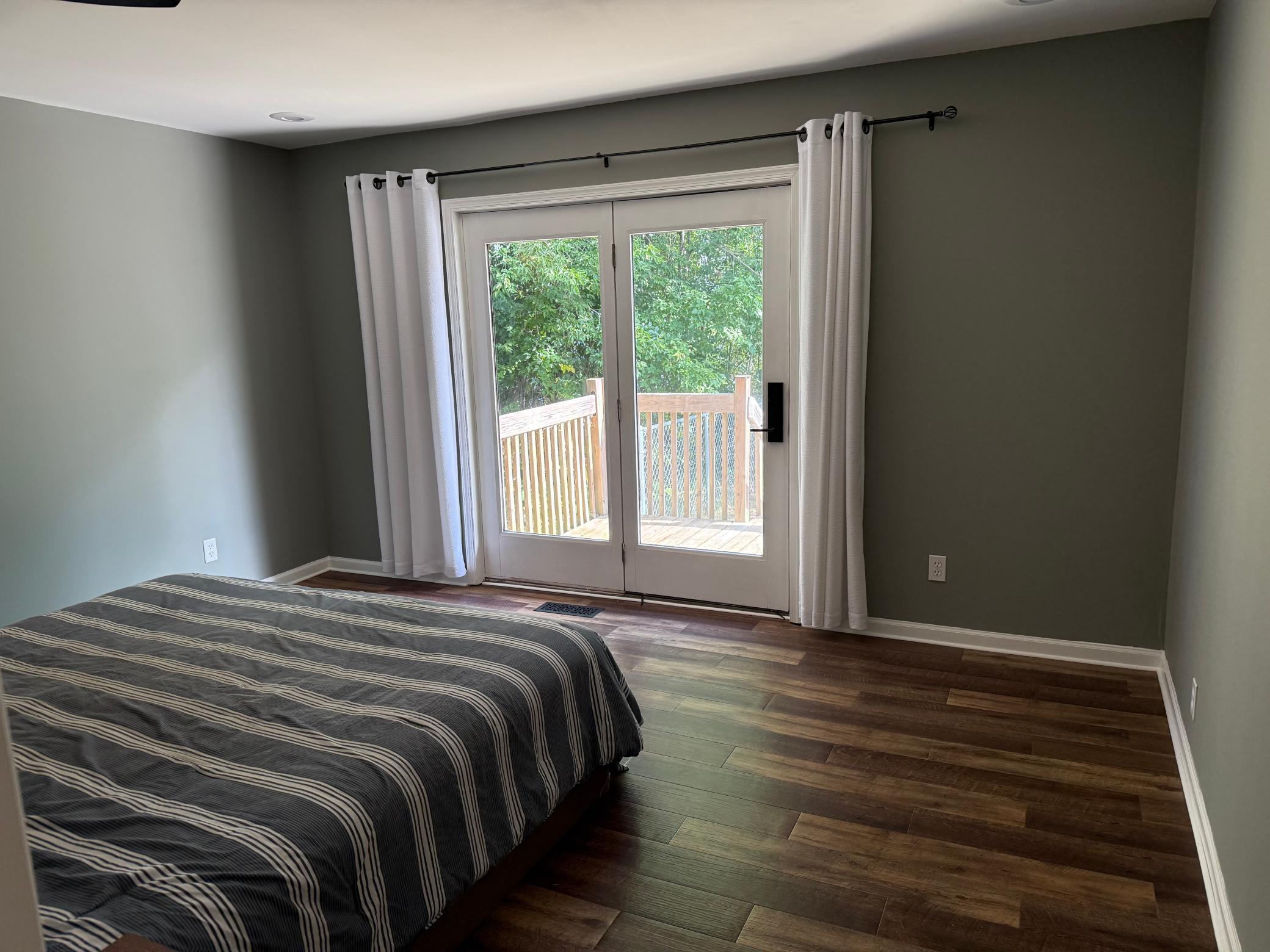 1940 single family home for sale at 1682 State Highway 11 SE in Baudette, MN — 4 bed, 5 bath (photo 9 of 48)