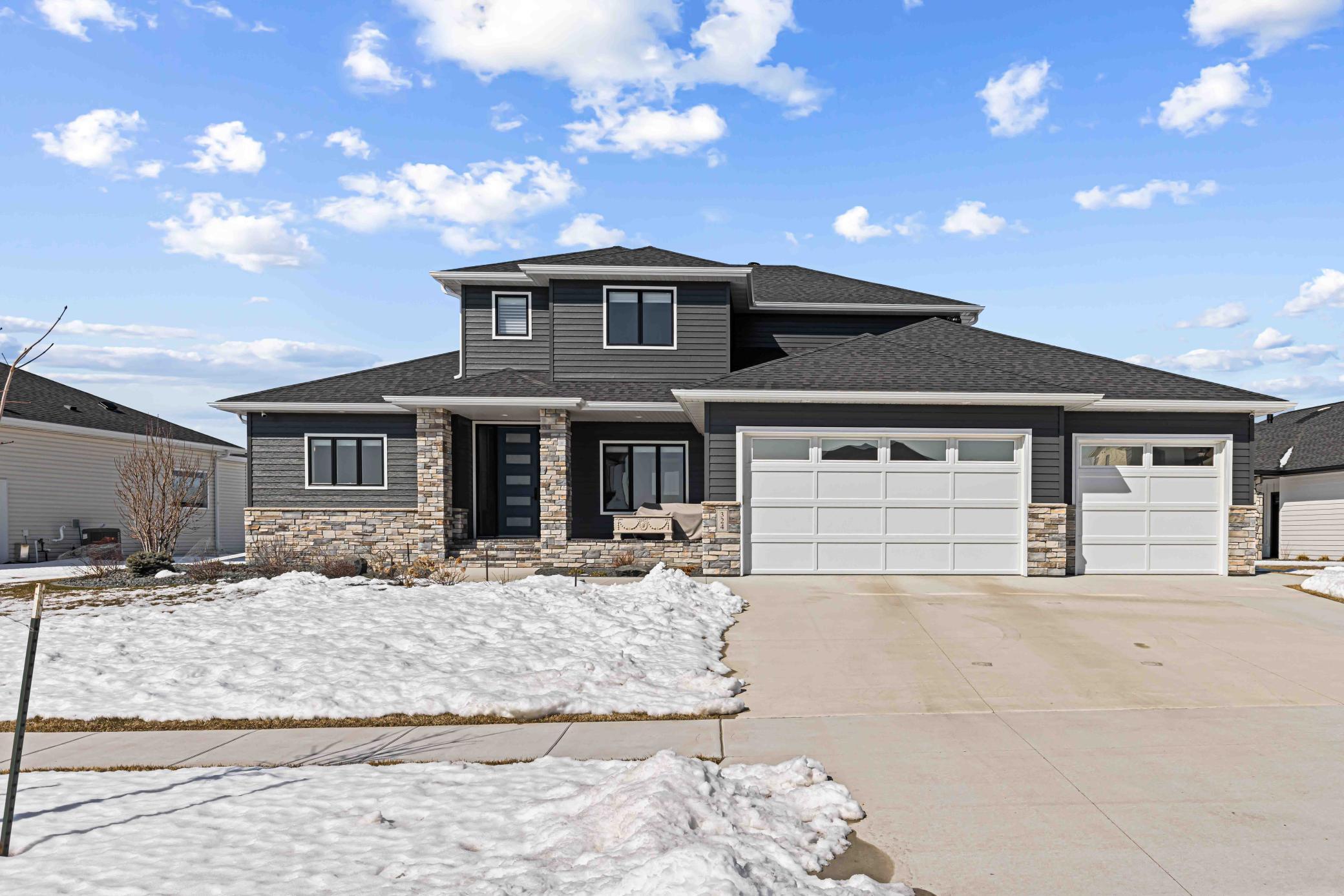 324 25th Avenue E, West Fargo ND 58078 - Photo 76 of 76