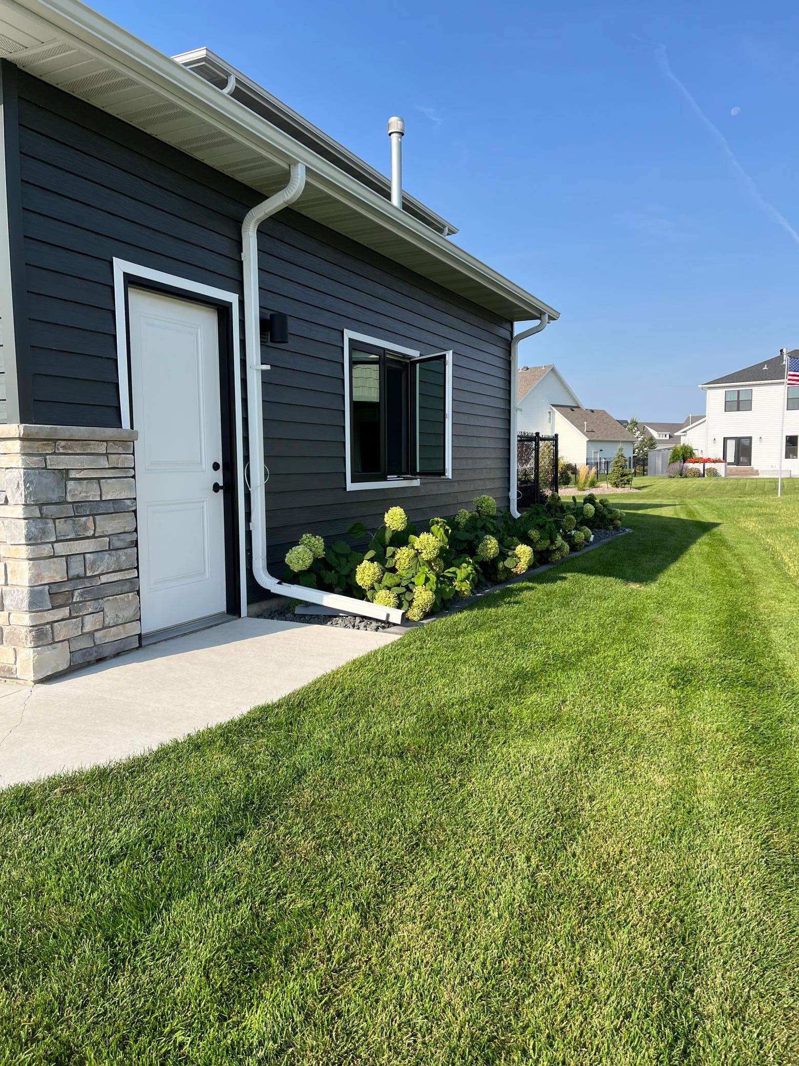 324 25th Avenue E, West Fargo ND 58078 - Photo 10 of 76