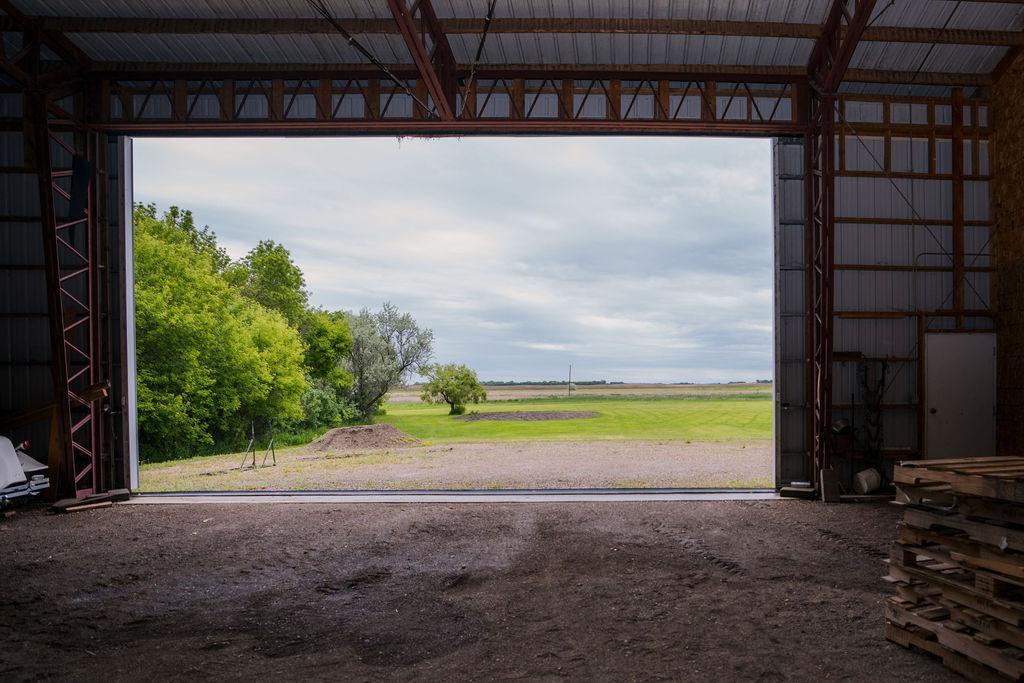 1967 single family home for sale at 3853 91st Avenue SE in Jamestown, ND — 3 bed, 2 bath (photo 31 of 83)