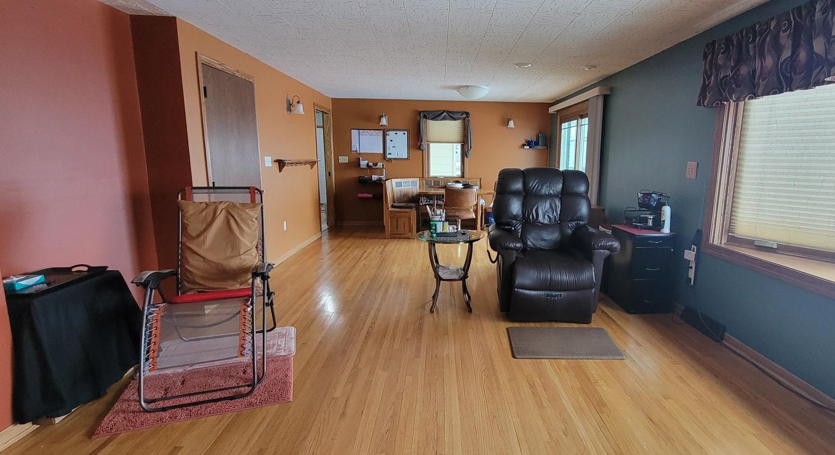 1967 single family home for sale at 3853 91st Avenue SE in Jamestown, ND — 3 bed, 2 bath (photo 59 of 83)