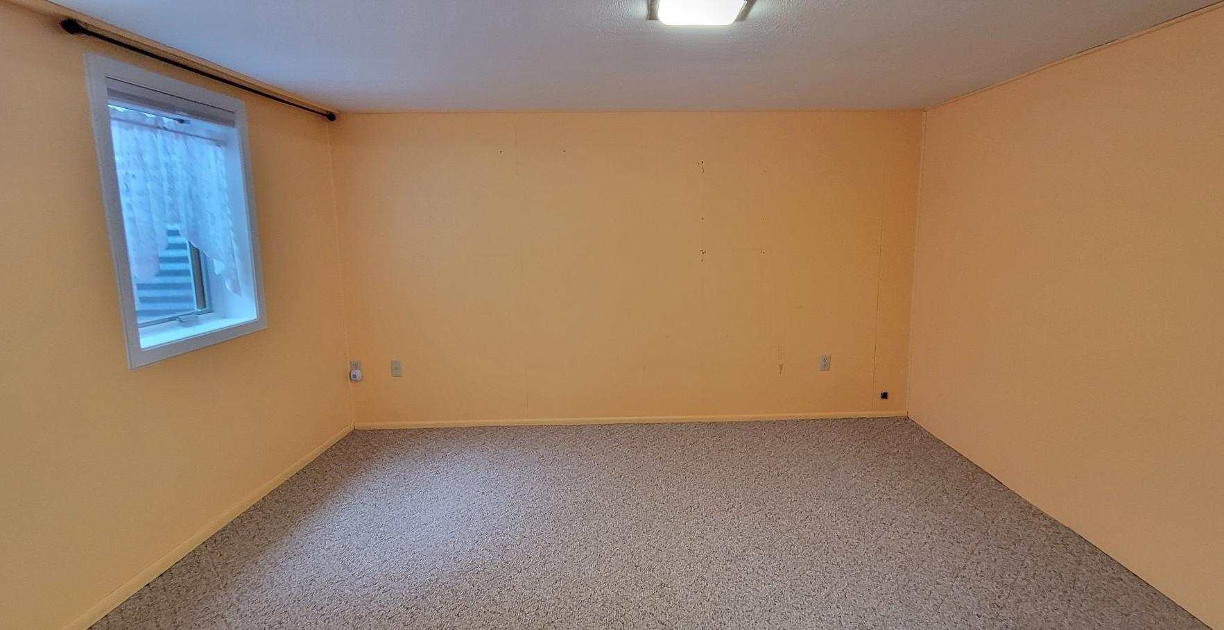 1967 single family home for sale at 3853 91st Avenue SE in Jamestown, ND — 3 bed, 2 bath (photo 71 of 83)