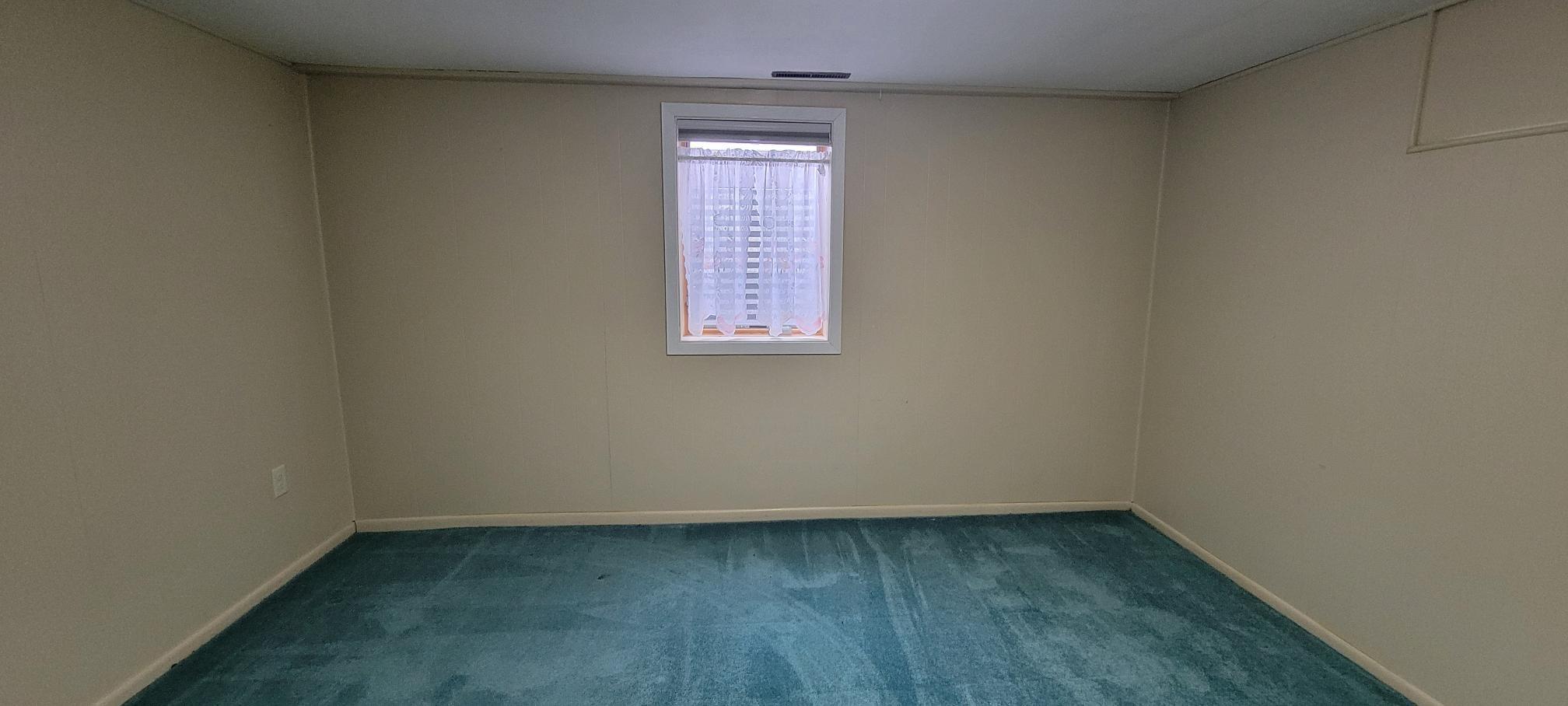 1967 single family home for sale at 3853 91st Avenue SE in Jamestown, ND — 3 bed, 2 bath (photo 73 of 83)