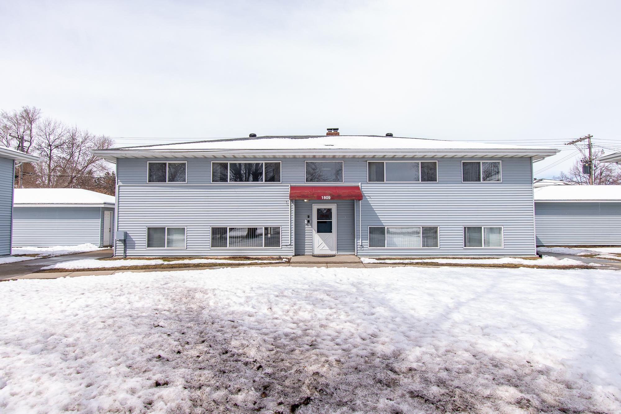 1957 home for sale at 1809 13 1/2 Street S in Fargo, ND — 8 bed, 4 bath