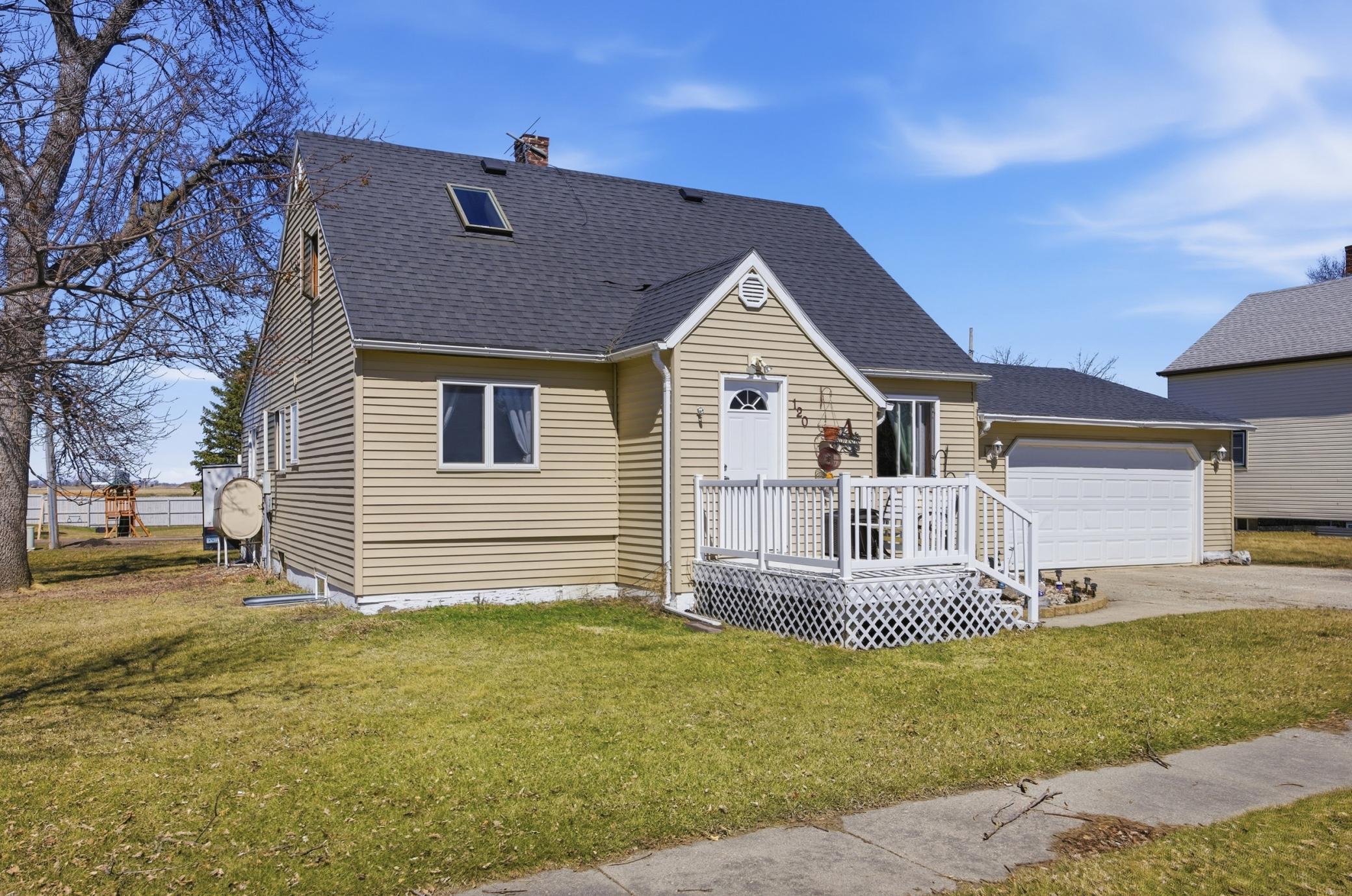 120 2nd Street E, Halstad MN 56548 - Photo 2 of 28