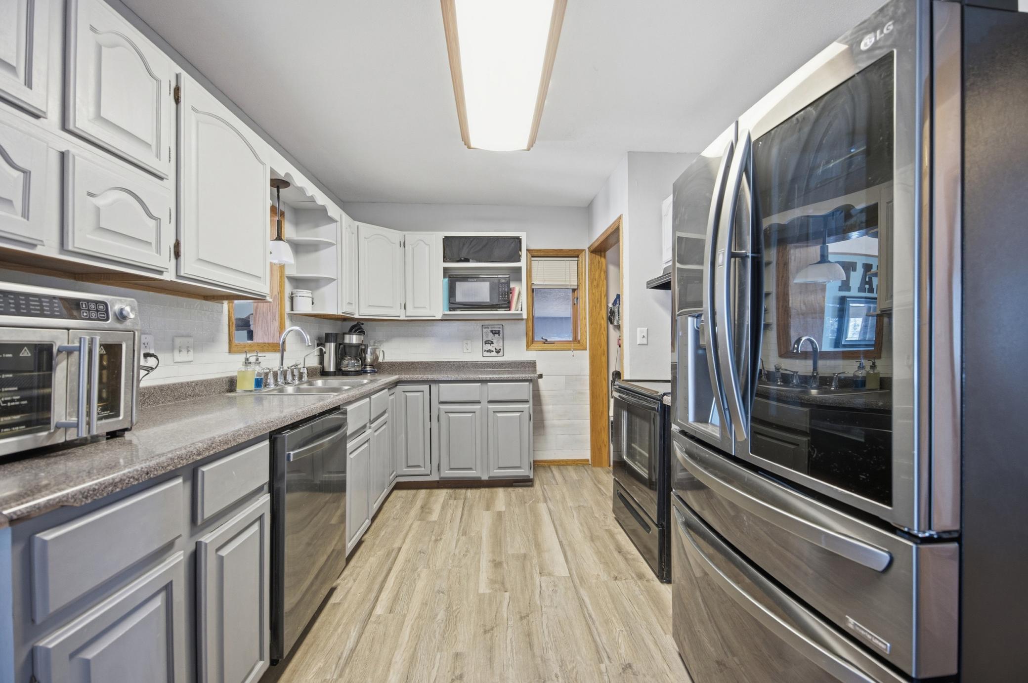 120 2nd Street E, Halstad MN 56548 - Photo 5 of 28