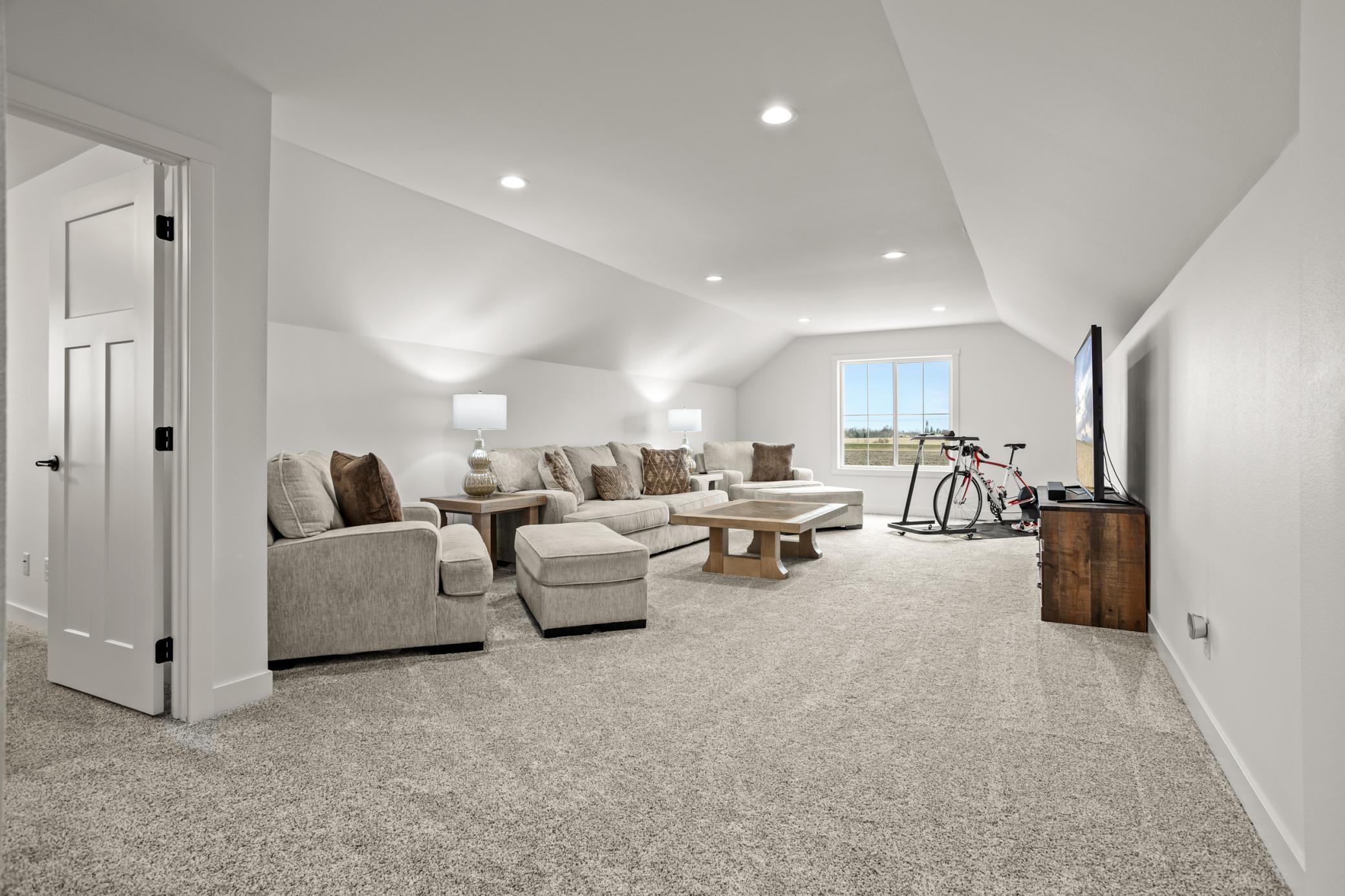 2022 single family home for sale at 209 Woodcrest Drive in Breckenridge, MN — 3 bed, 3 bath (photo 26 of 45)