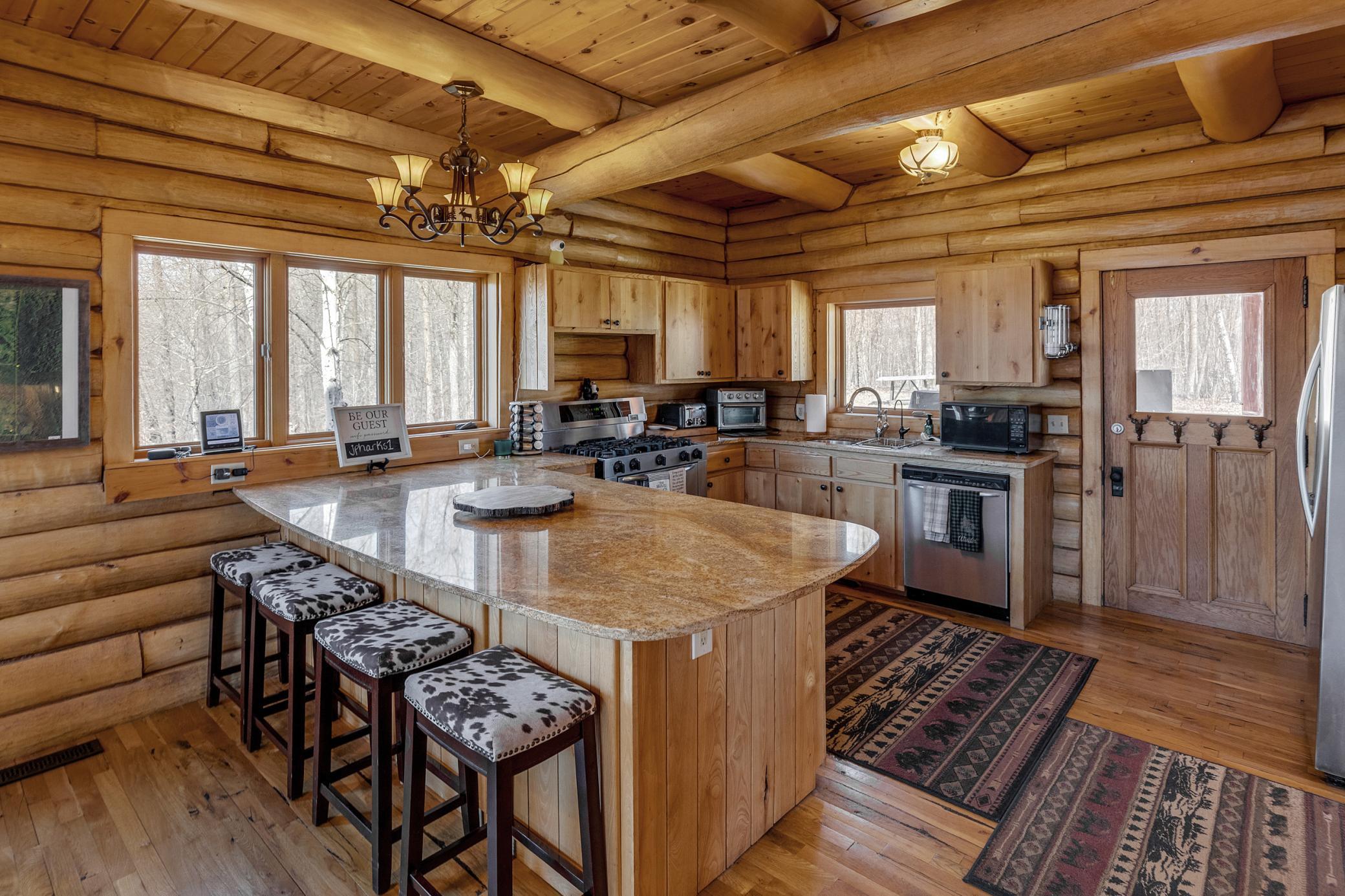 2007 single family home for sale at 44047 Little Pine Road in Emily, MN — 3 bed, 3 bath (photo 15 of 62)