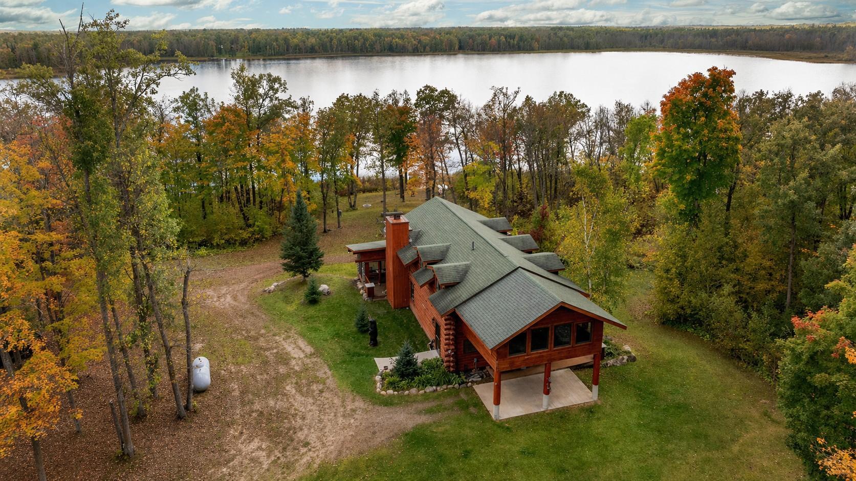 2007 single family home for sale at 44047 Little Pine Road in Emily, MN — 3 bed, 3 bath (photo 3 of 62)