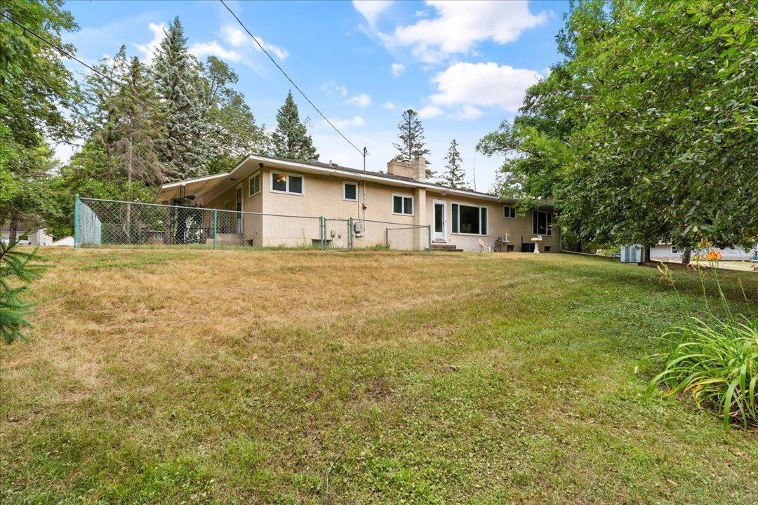 824 Willow Street, Brainerd MN 56401 - Photo 4 of 35