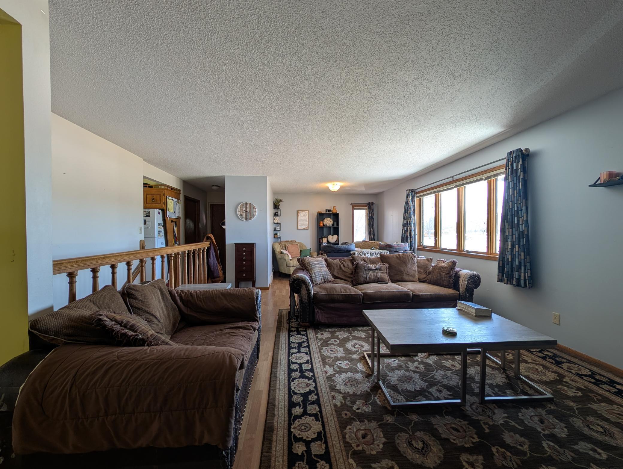 1980 single family home for sale at 411 6th Avenue SW in Perham, MN — 3 bed, 3 bath (photo 10 of 32)