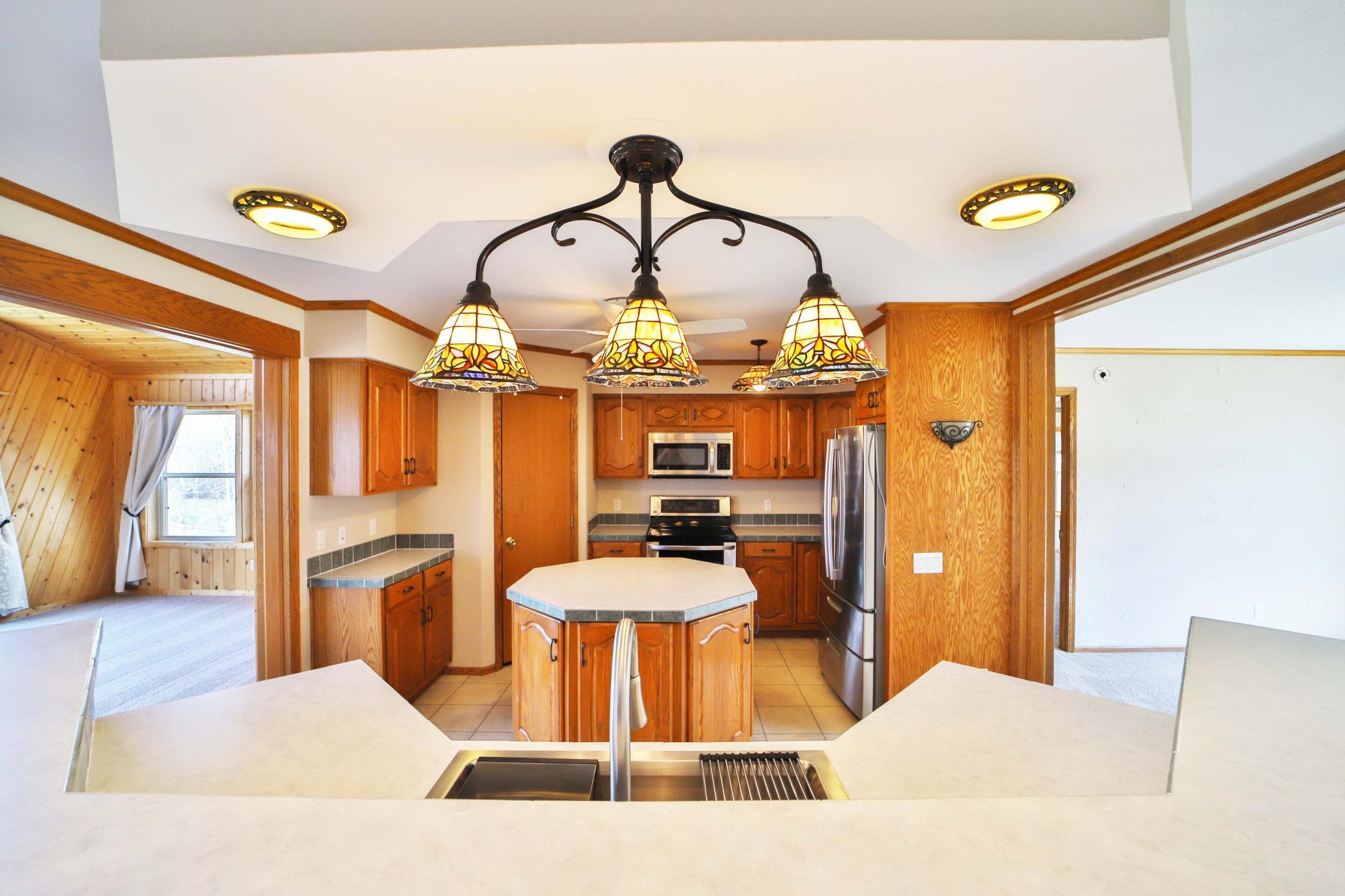 2002 single family home for sale at 18352 Johnson Road in Brainerd, MN — 3 bed, 3 bath (photo 2 of 53)