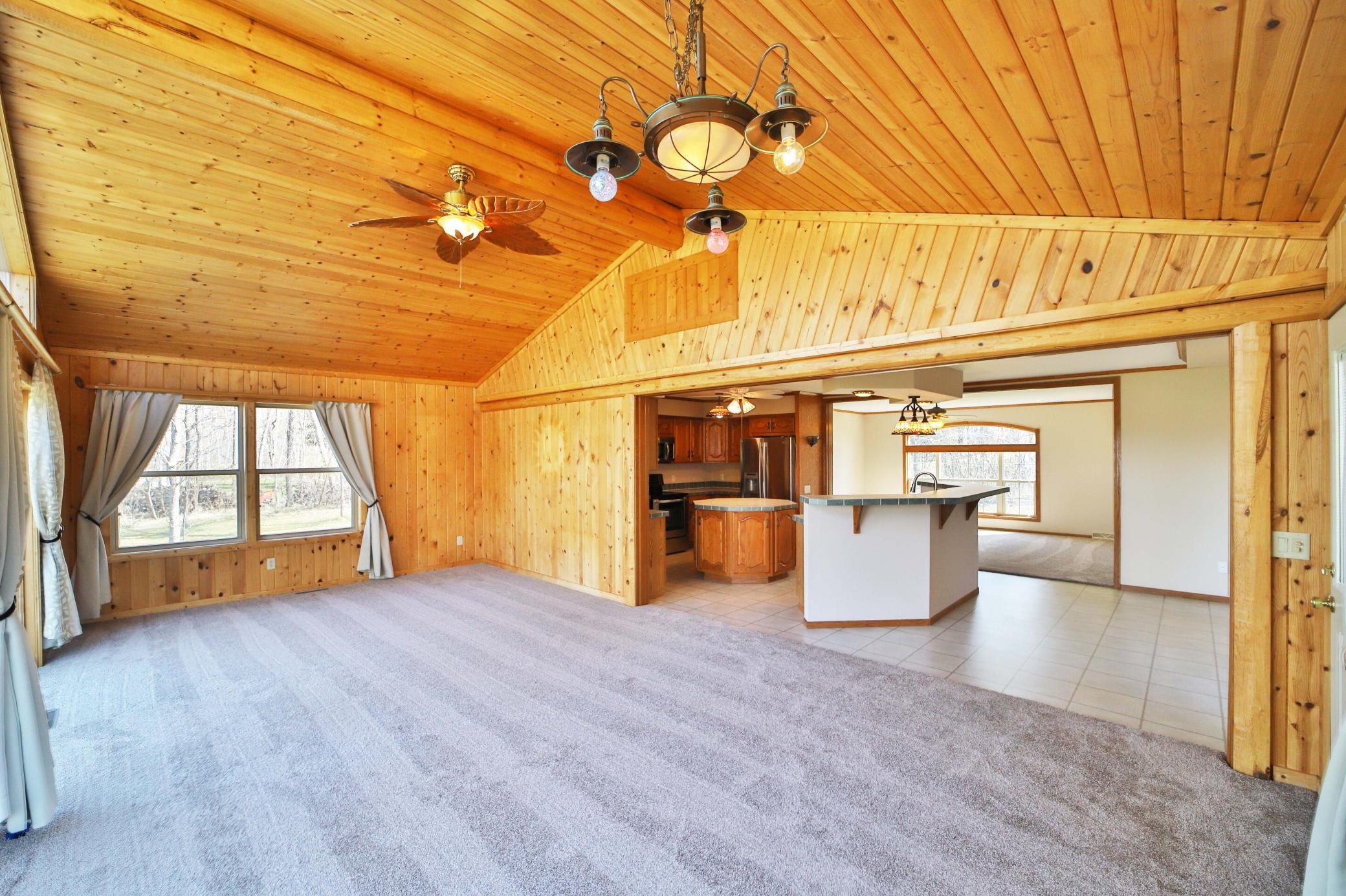 2002 single family home for sale at 18352 Johnson Road in Brainerd, MN — 3 bed, 3 bath (photo 14 of 53)