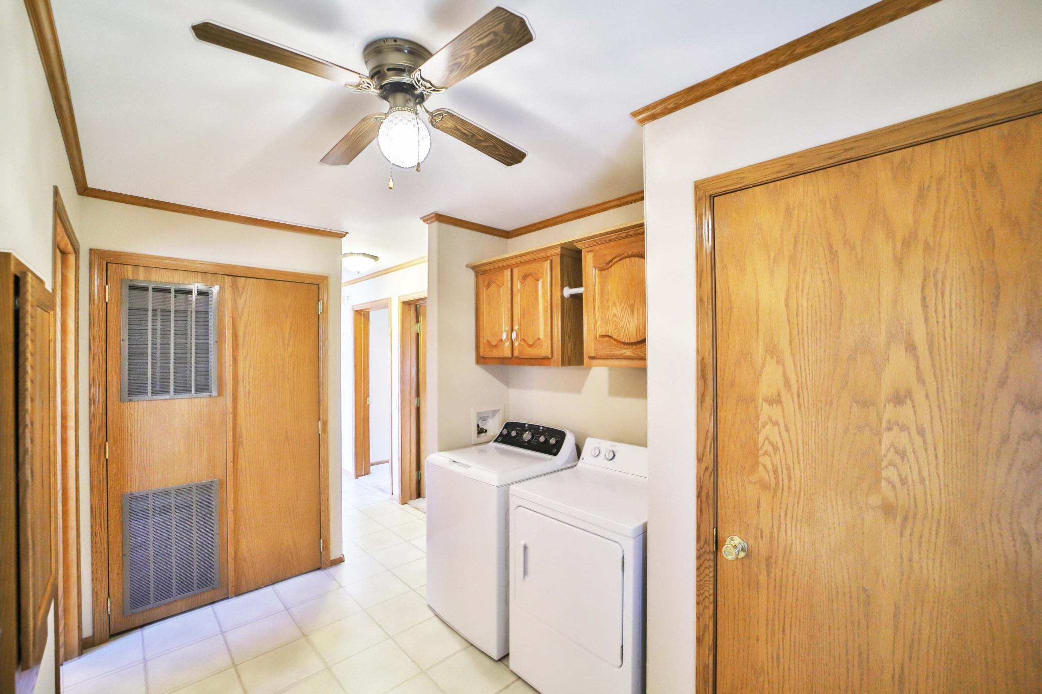 2002 single family home for sale at 18352 Johnson Road in Brainerd, MN — 3 bed, 3 bath (photo 35 of 53)