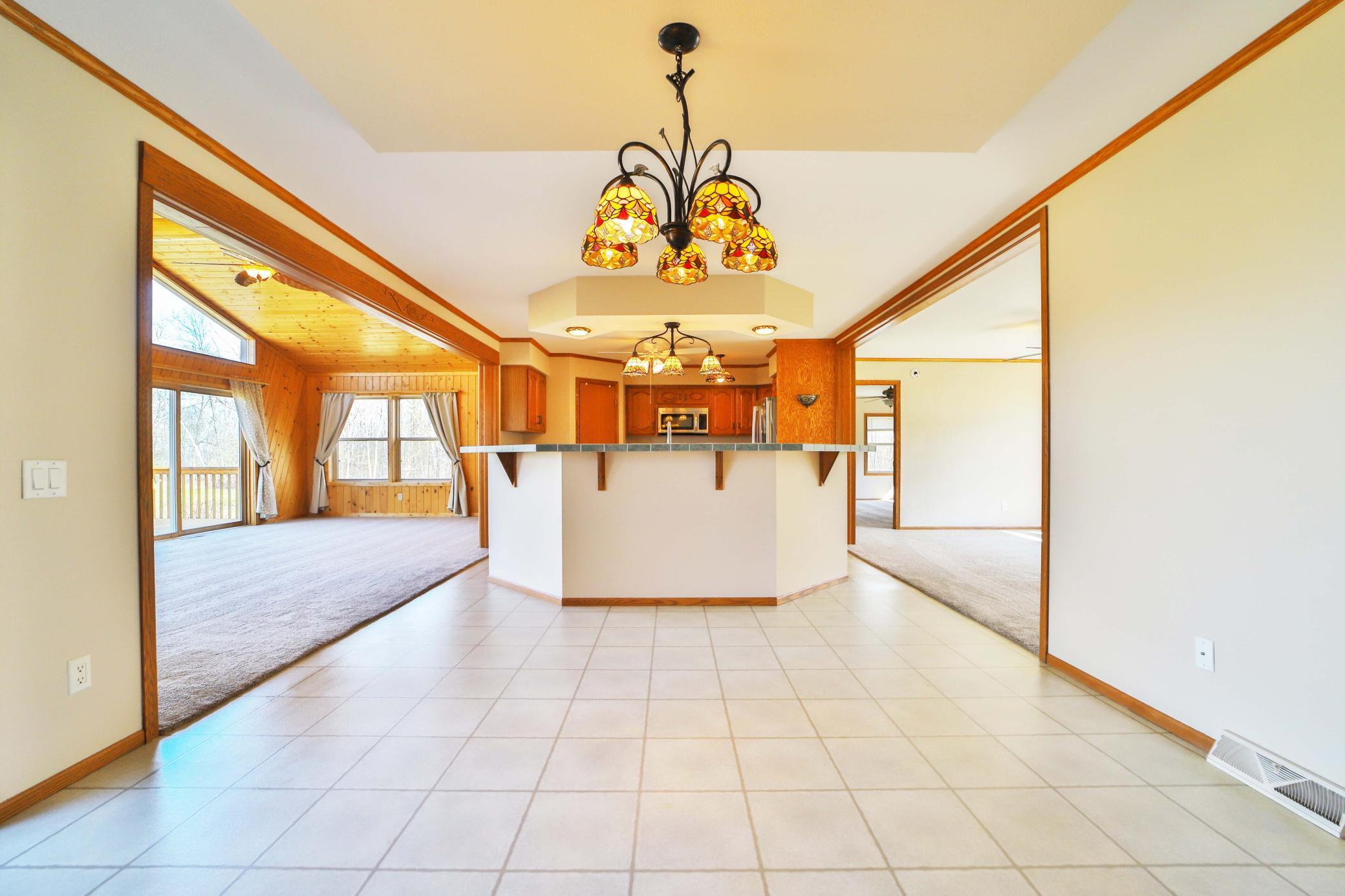 2002 single family home for sale at 18352 Johnson Road in Brainerd, MN — 3 bed, 3 bath (photo 7 of 53)