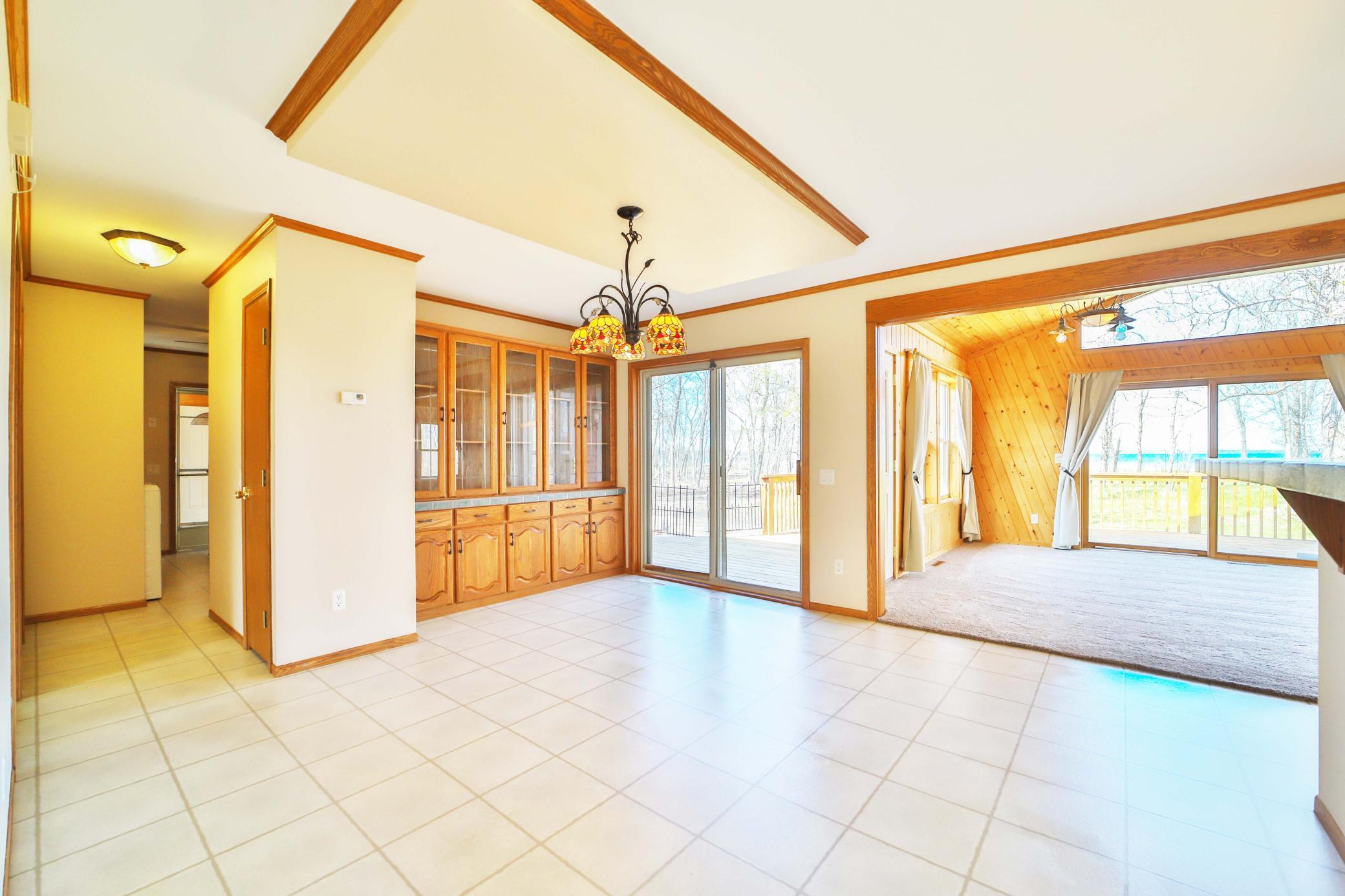 2002 single family home for sale at 18352 Johnson Road in Brainerd, MN — 3 bed, 3 bath (photo 8 of 53)