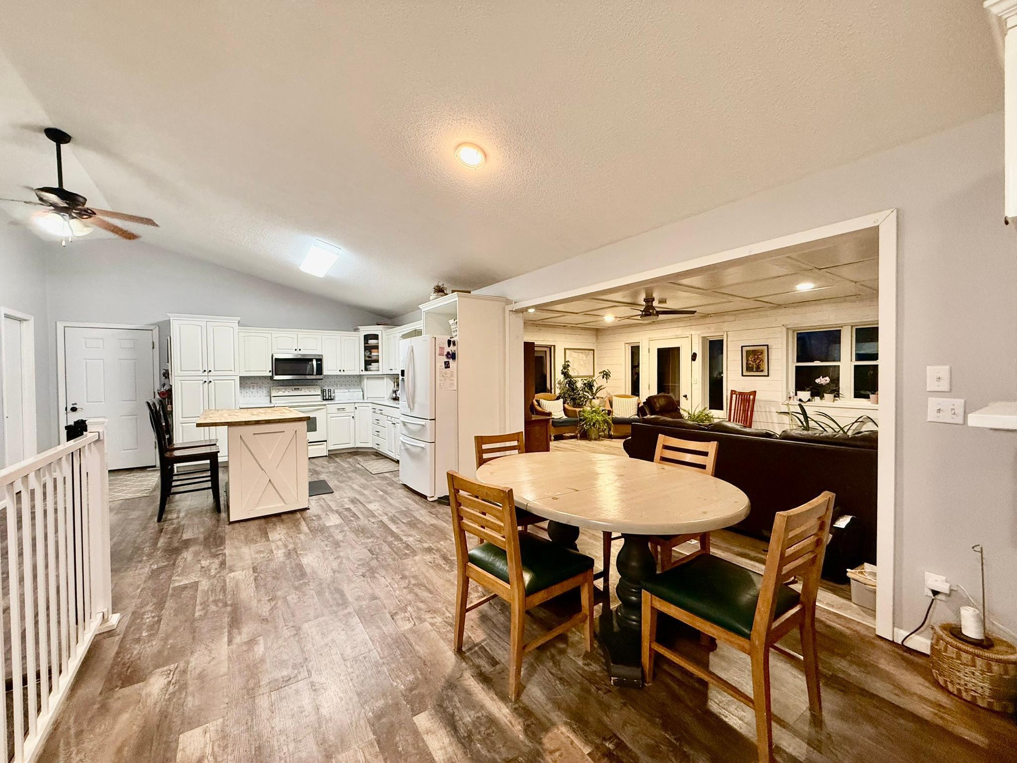 1997 single family home for sale at 3874 Airway Lane NE in Alexandria, MN — 5 bed, 4 bath (photo 32 of 79)
